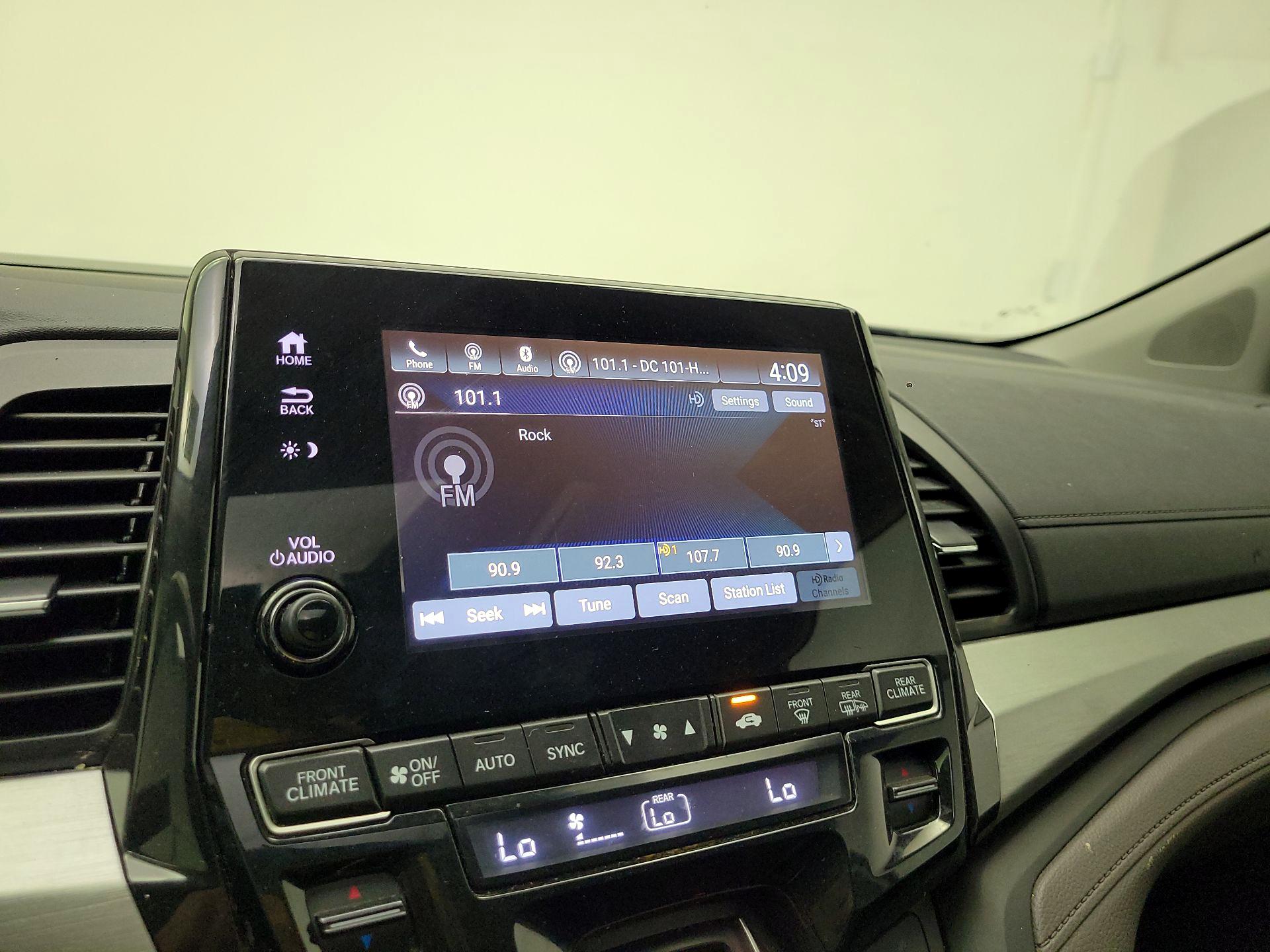 Thumbnail: 2020 Honda Odyssey - 16