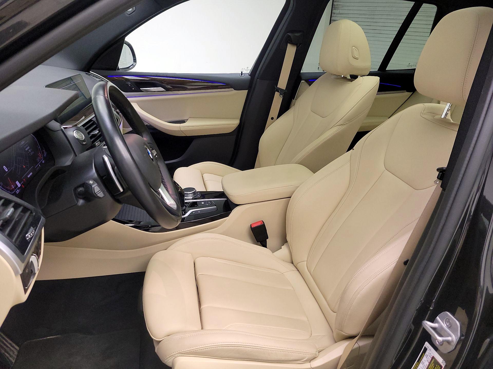 Thumbnail: 2021 BMW X3 - 11