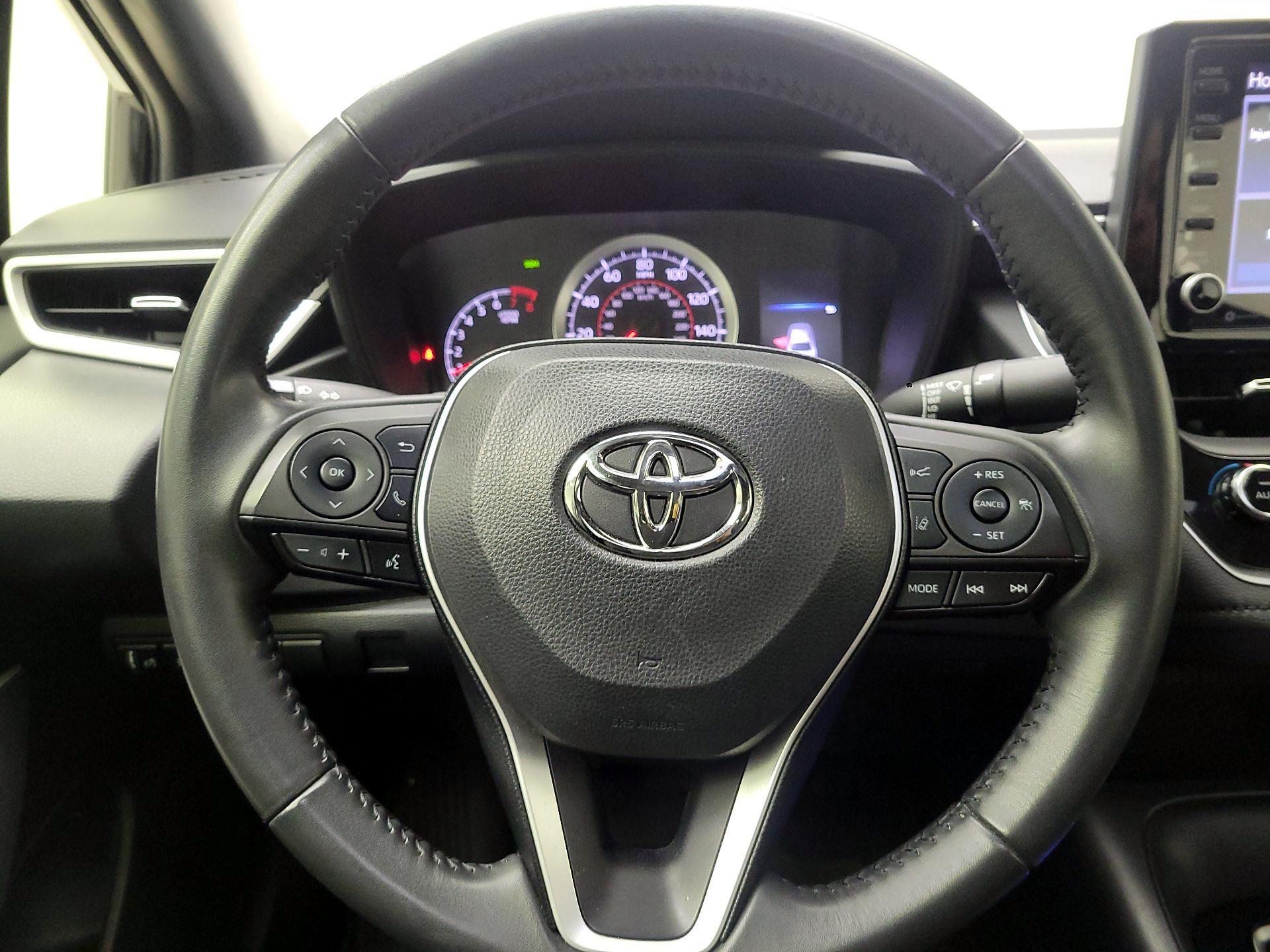 Thumbnail: 2022 Toyota Corolla - 10