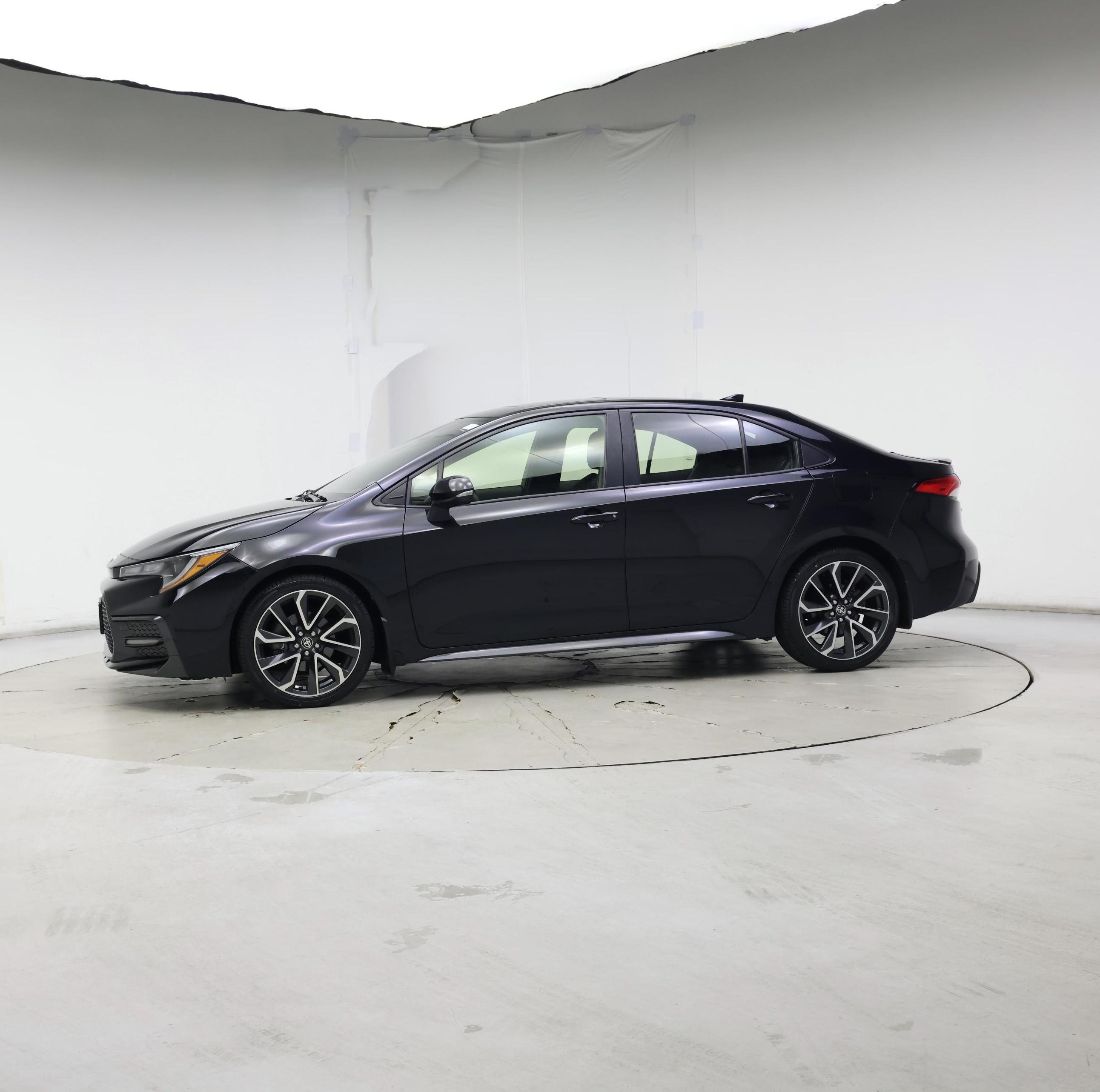 Thumbnail: 2022 Toyota Corolla - 3