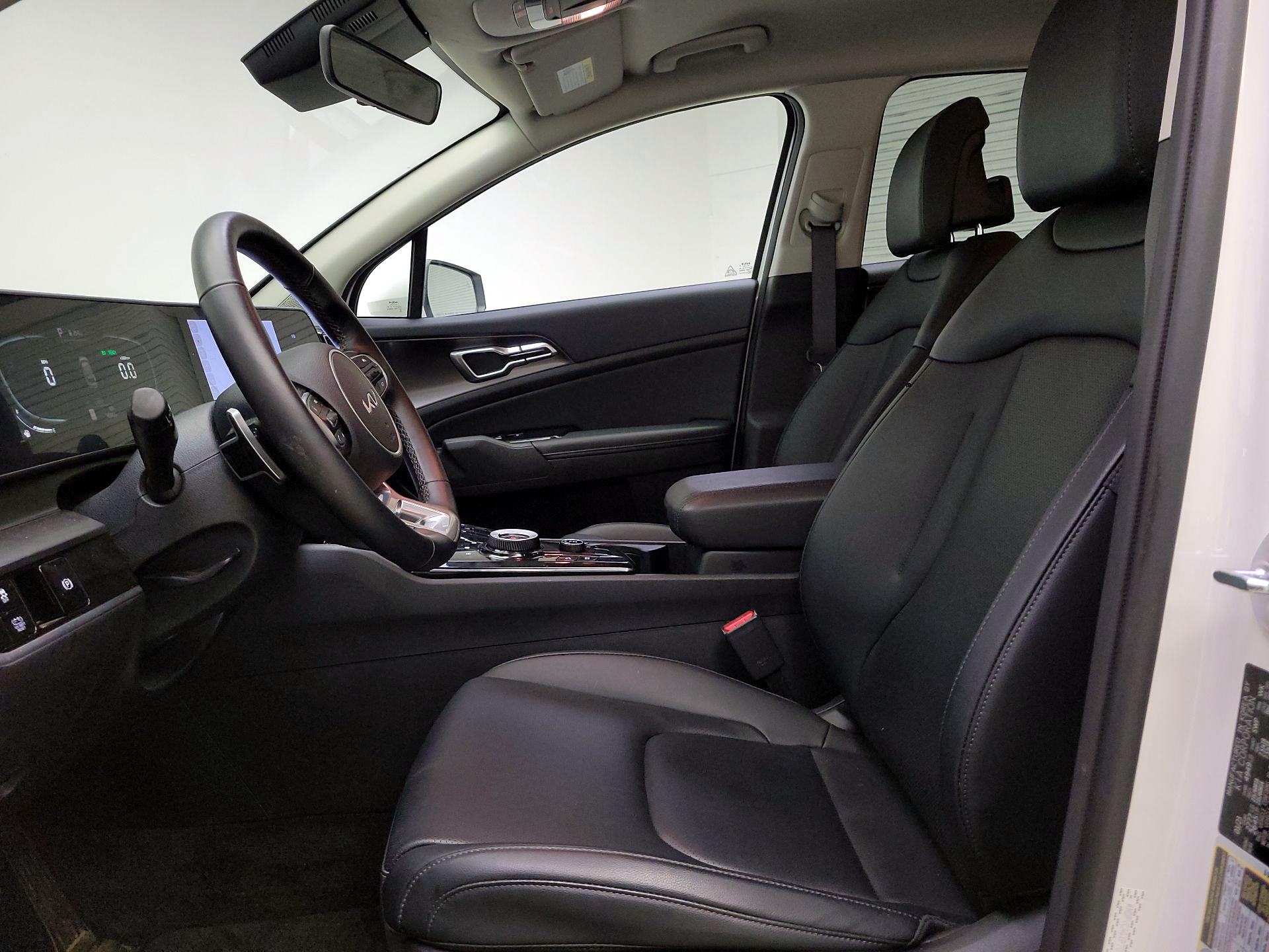 Thumbnail: 2023 Kia Sportage - 11