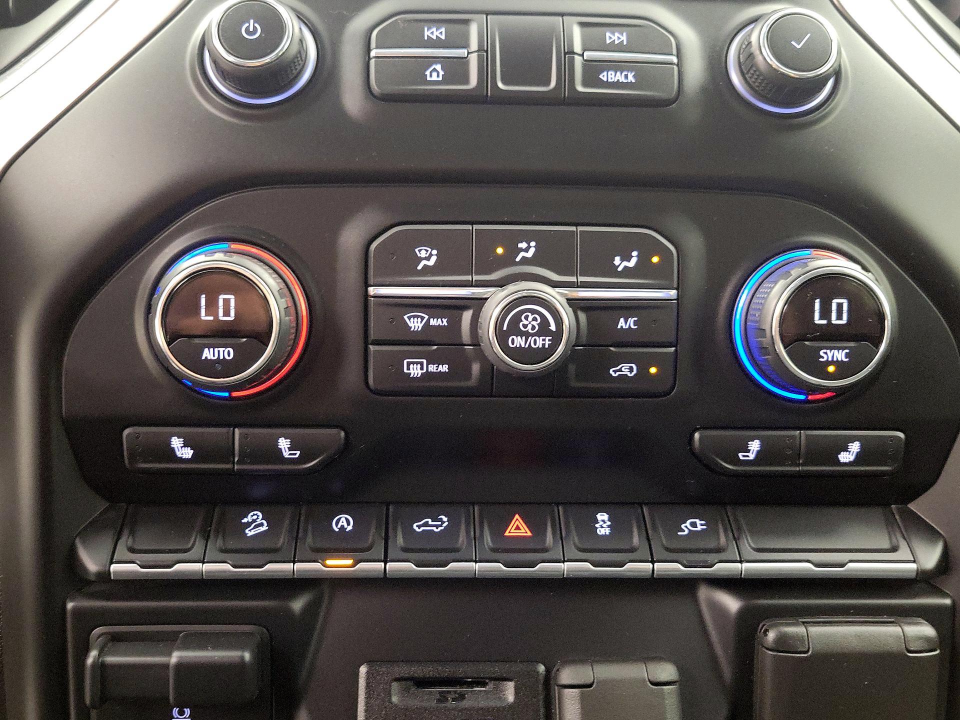 Thumbnail: 2019 Chevrolet Silverado 1500 - 16
