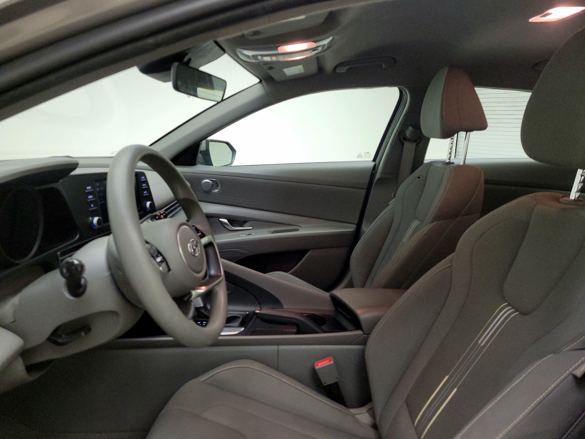 Thumbnail: 2023 Hyundai Elantra - 11