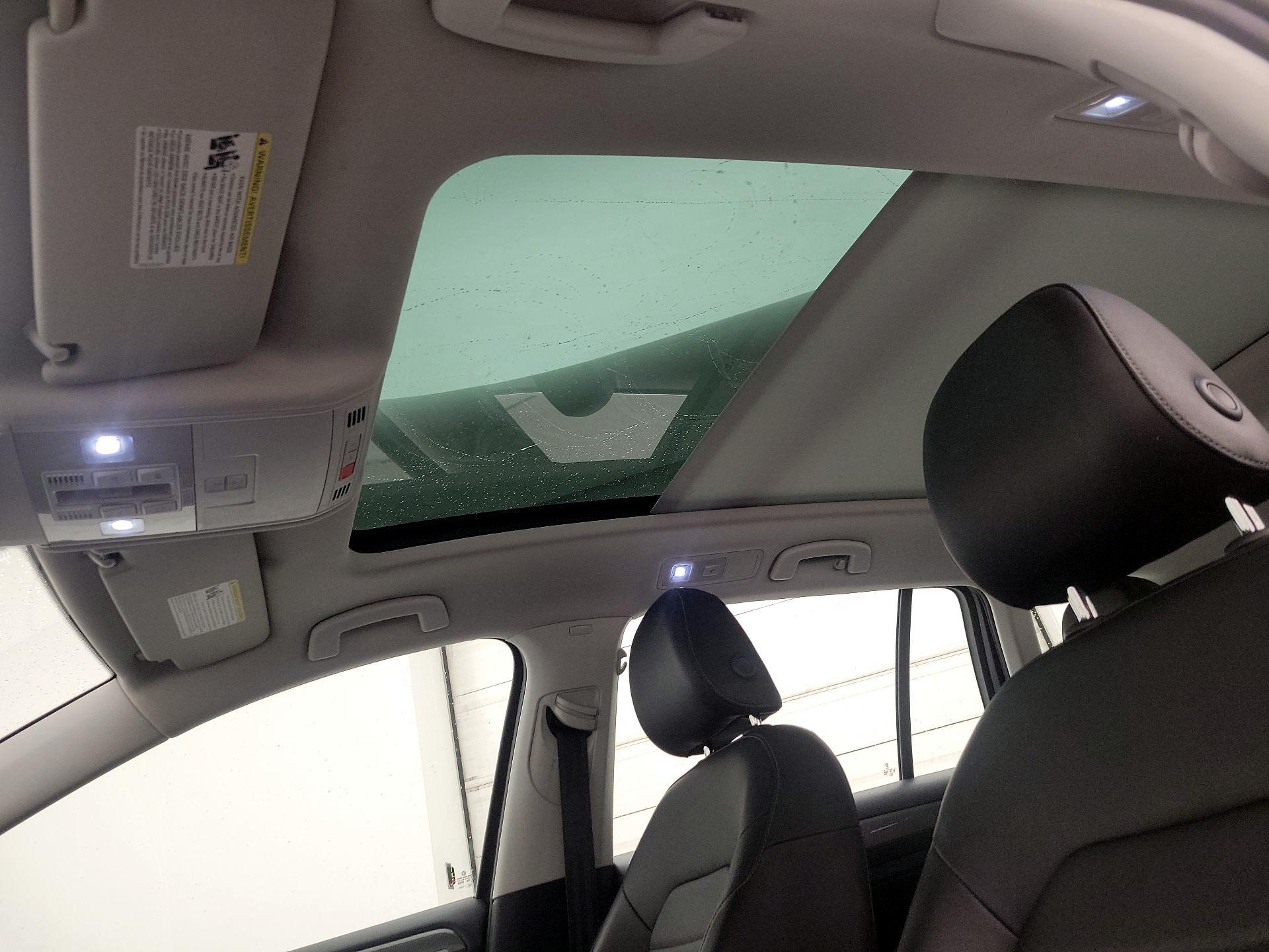 Thumbnail: 2018 Volkswagen Golf - 20