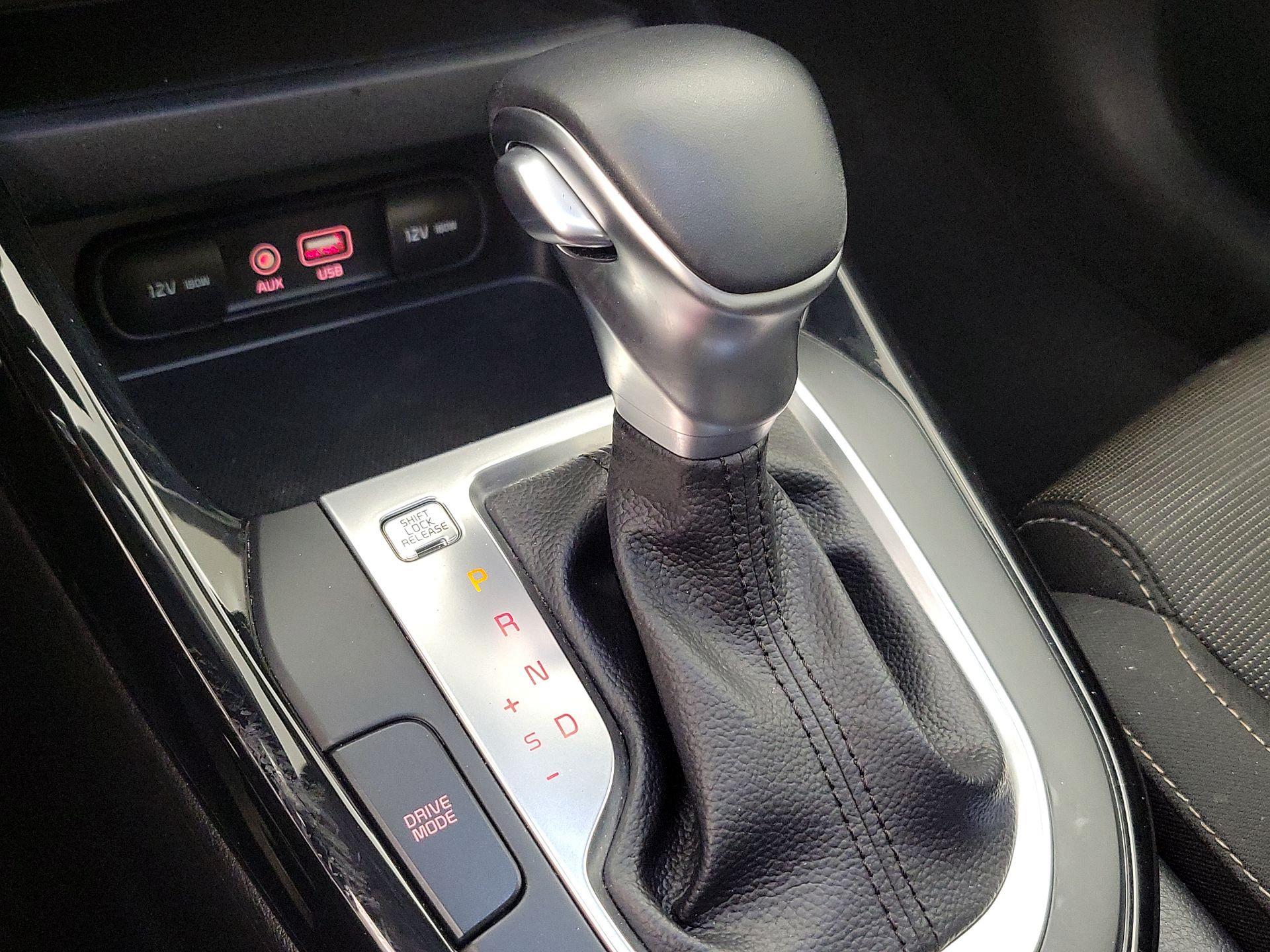Thumbnail: 2019 Kia Forte - 17