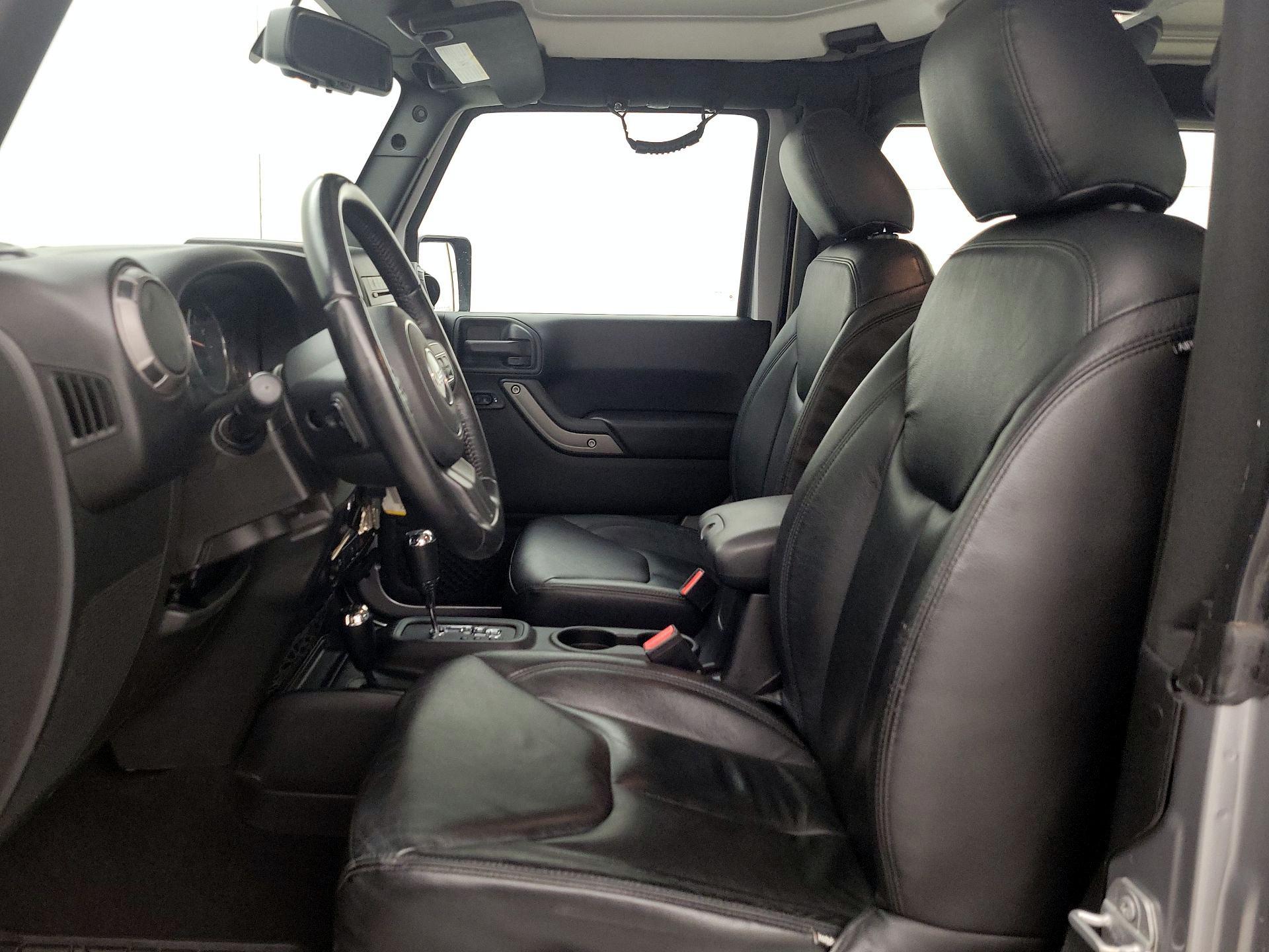 Thumbnail: 2018 Jeep Wrangler - 11