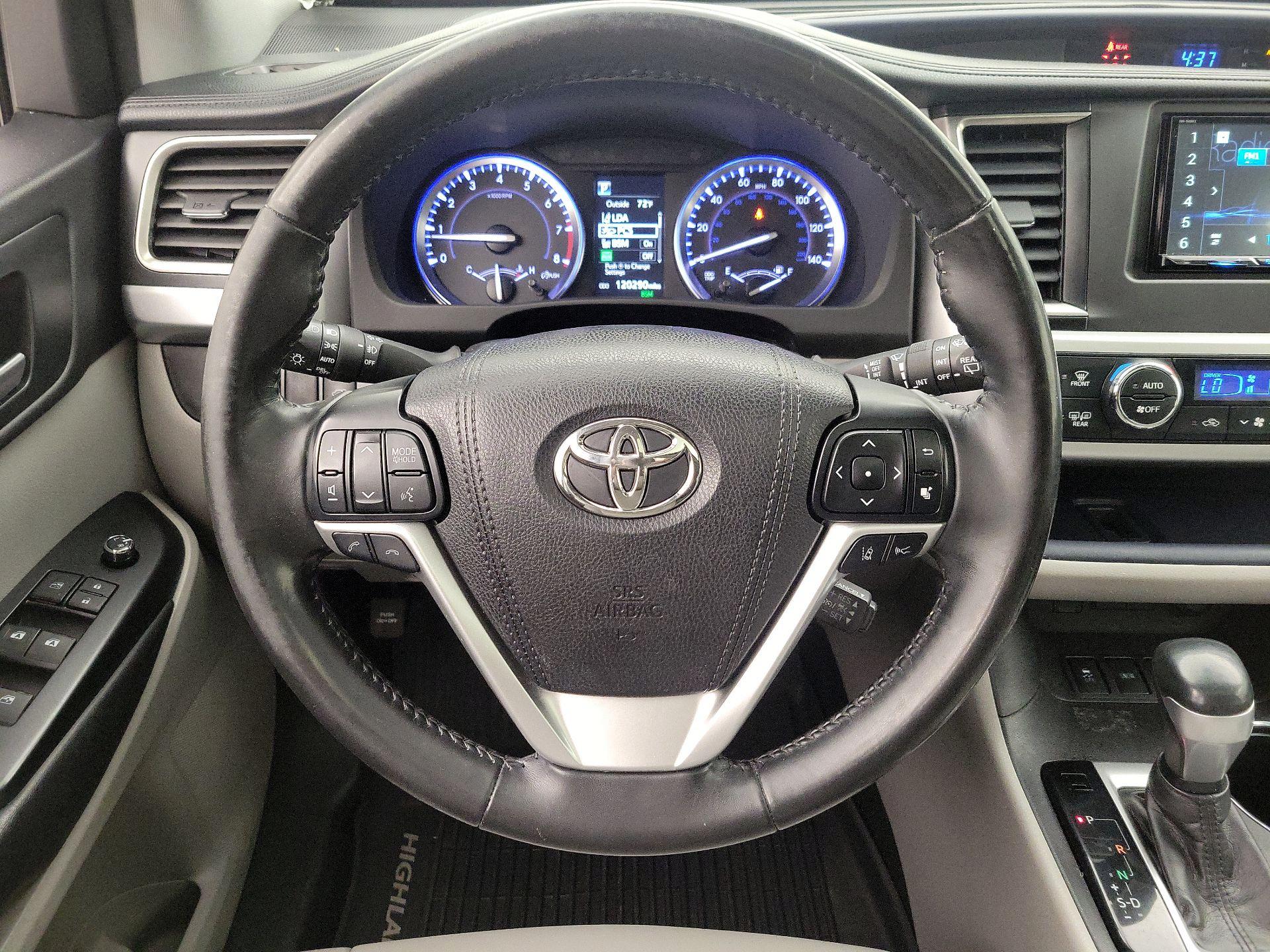 Thumbnail: 2018 Toyota Highlander - 10