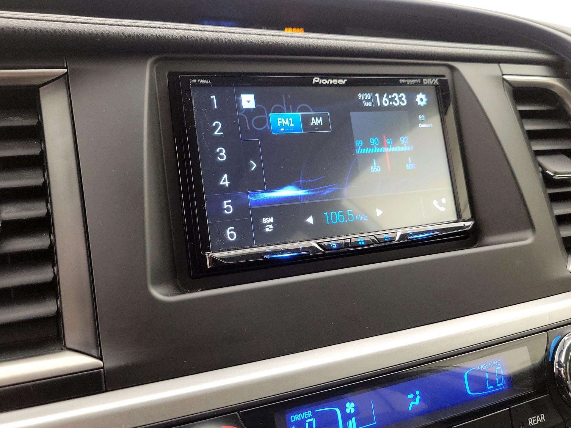 Thumbnail: 2018 Toyota Highlander - 15
