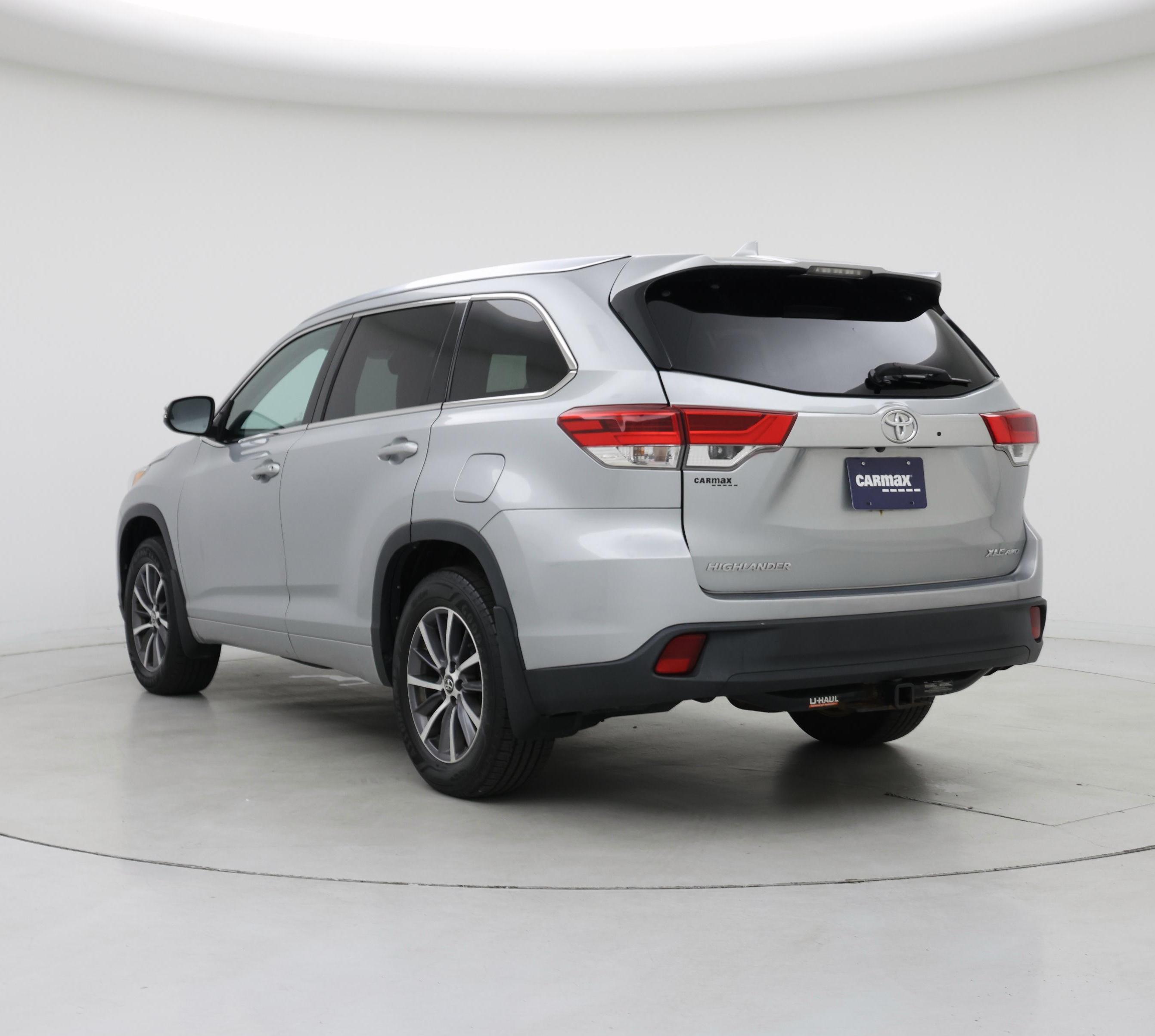 Thumbnail: 2018 Toyota Highlander - 2