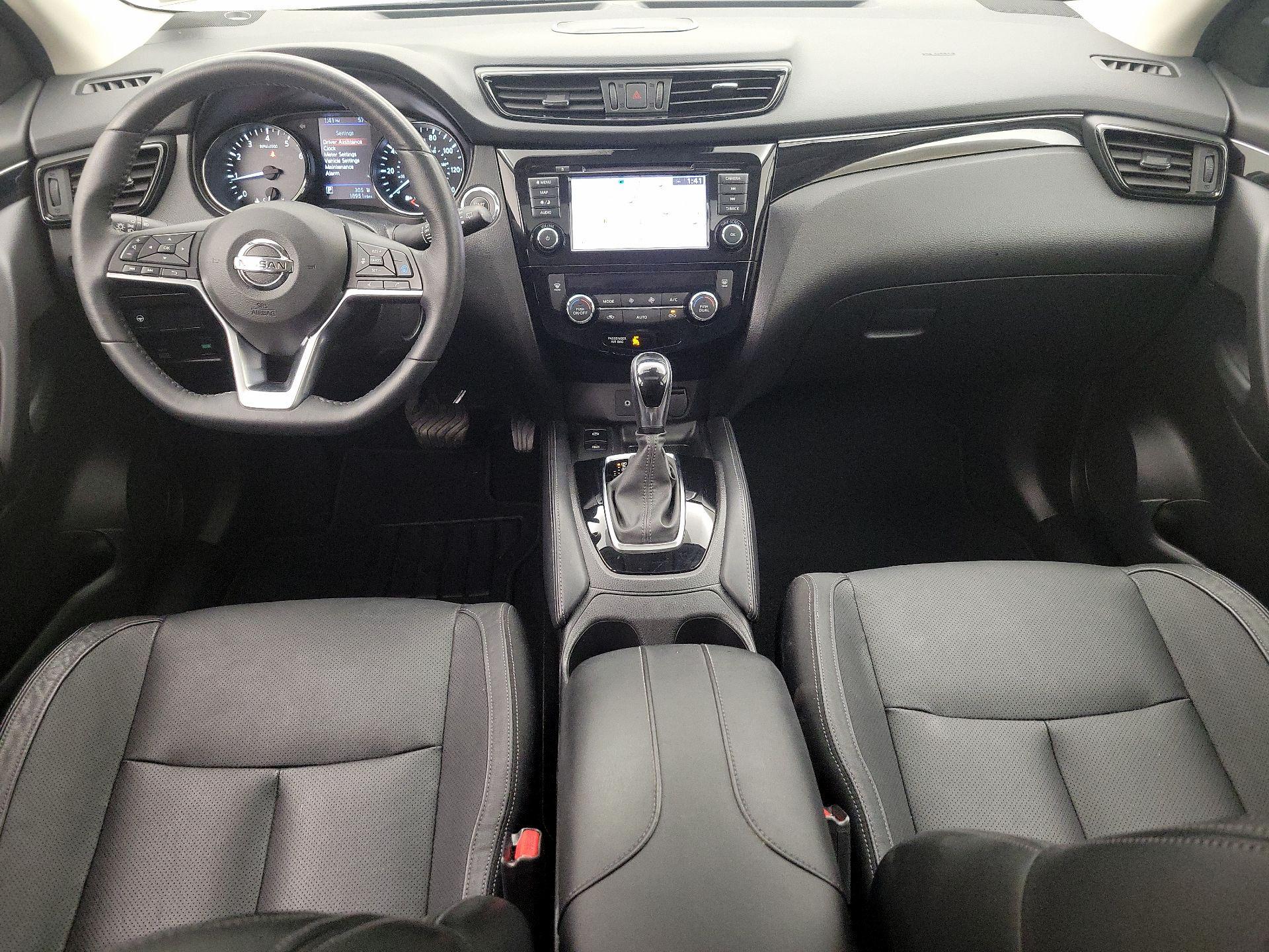 Thumbnail: 2019 Nissan Rogue Sport - 9