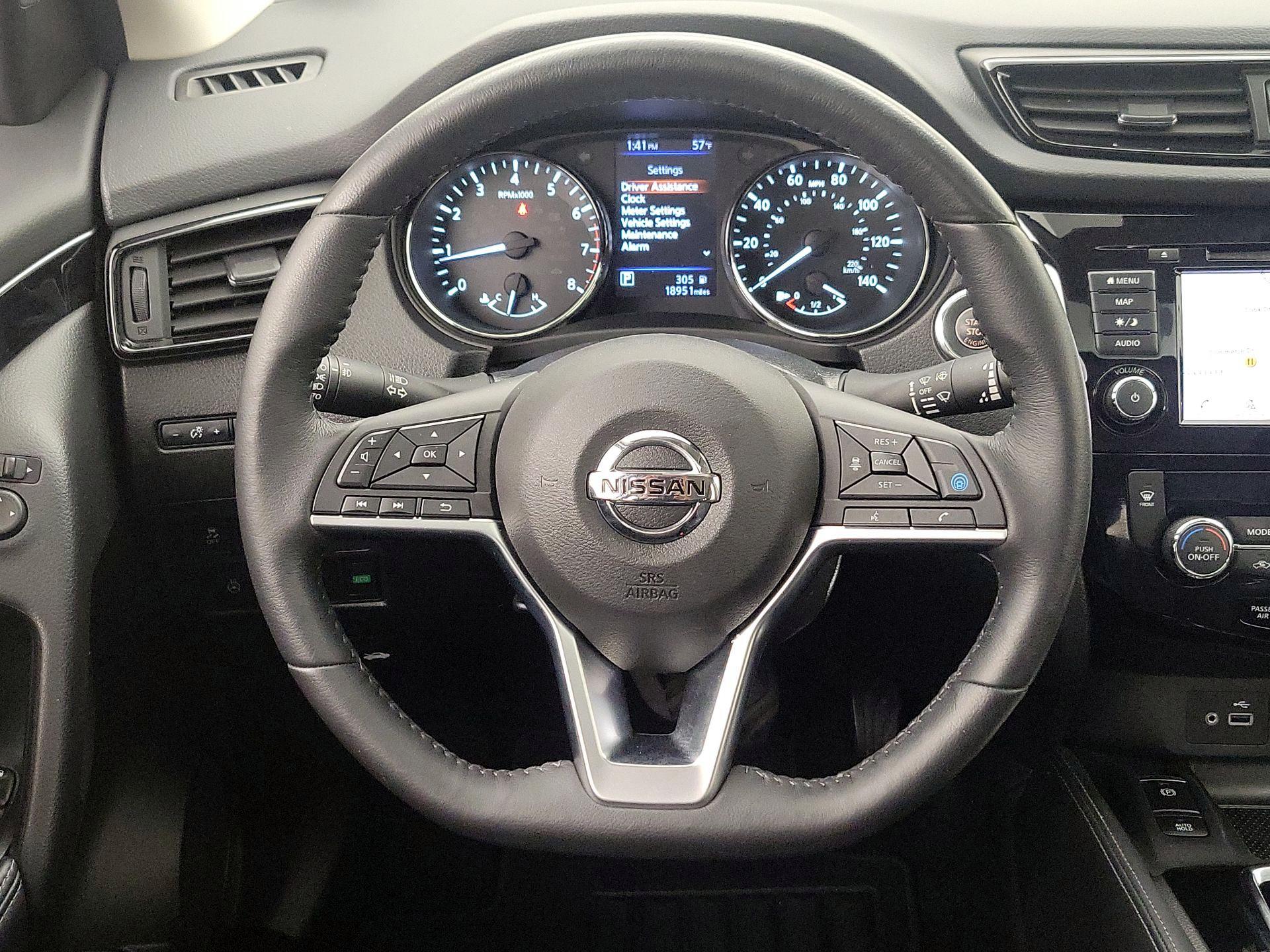 Thumbnail: 2019 Nissan Rogue Sport - 10