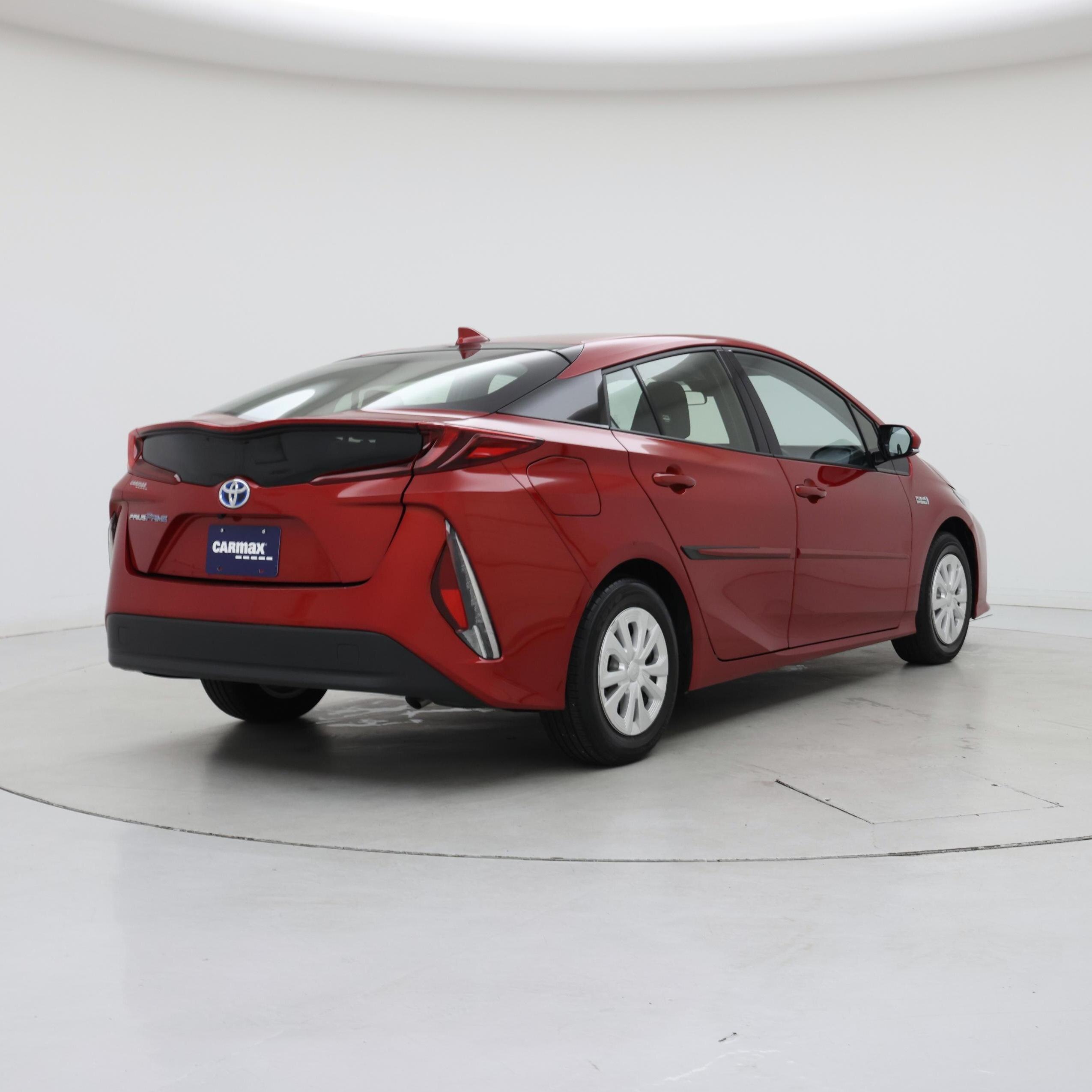 Thumbnail: 2018 Toyota Prius Prime - 8