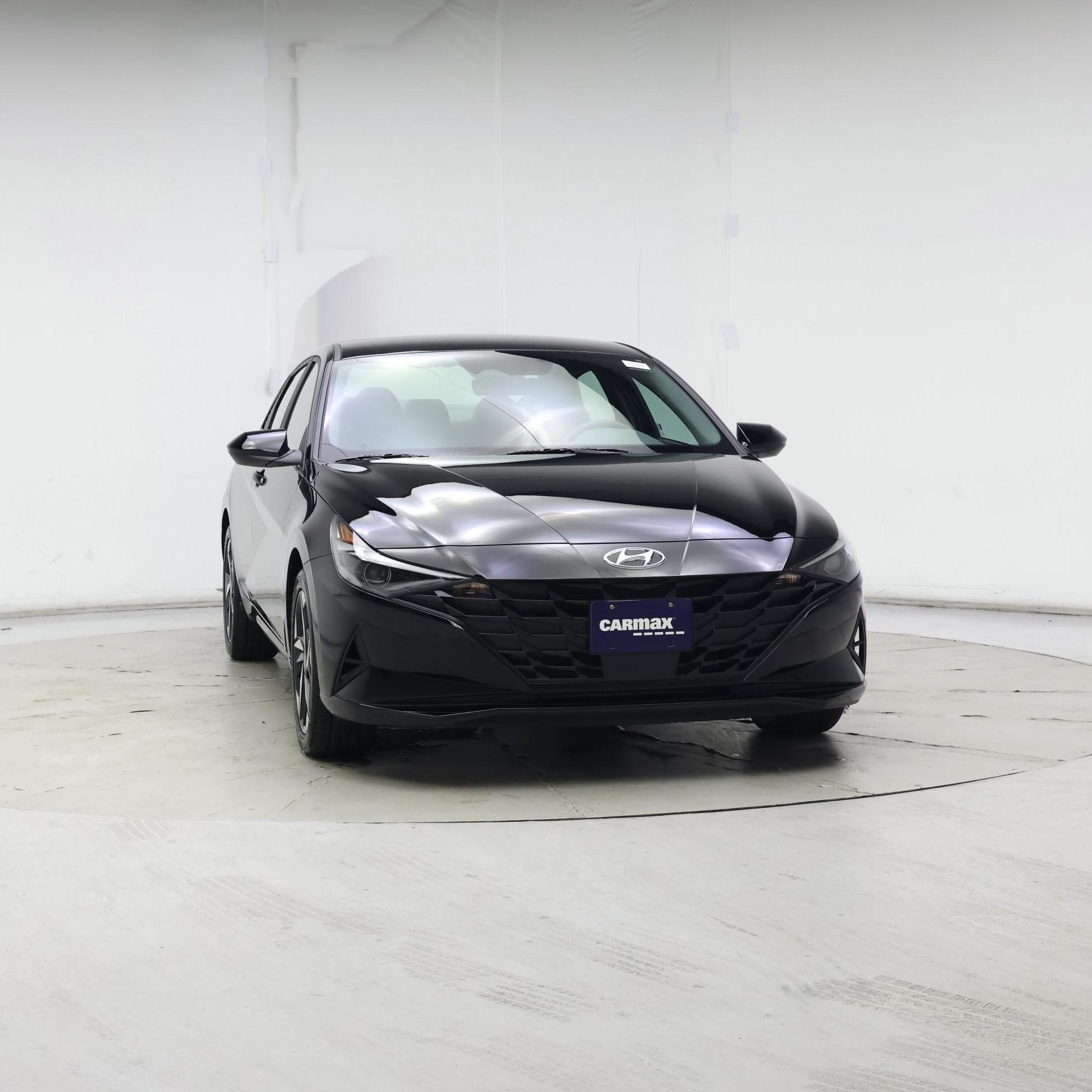 Thumbnail: 2023 Hyundai Elantra - 5
