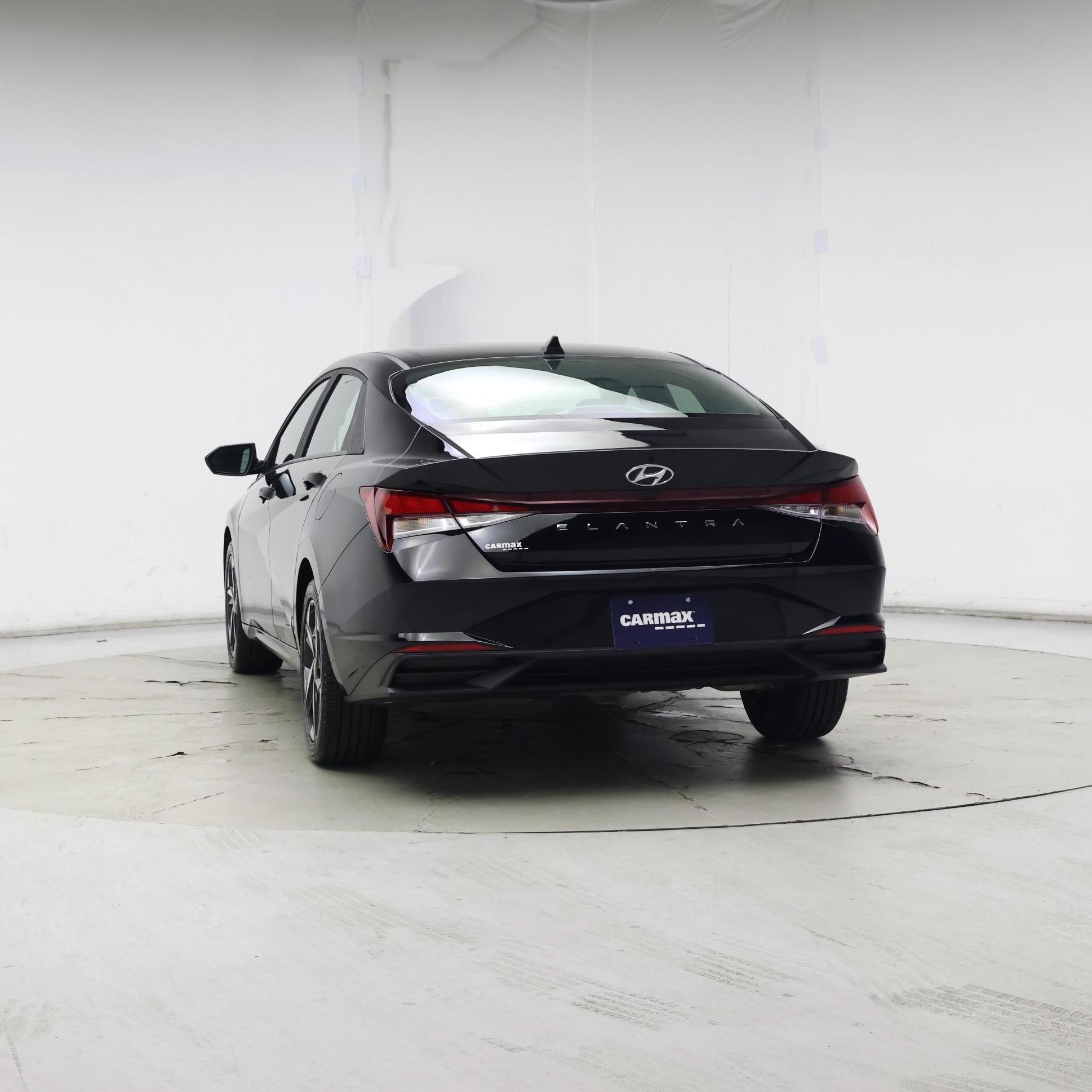 Thumbnail: 2023 Hyundai Elantra - 6
