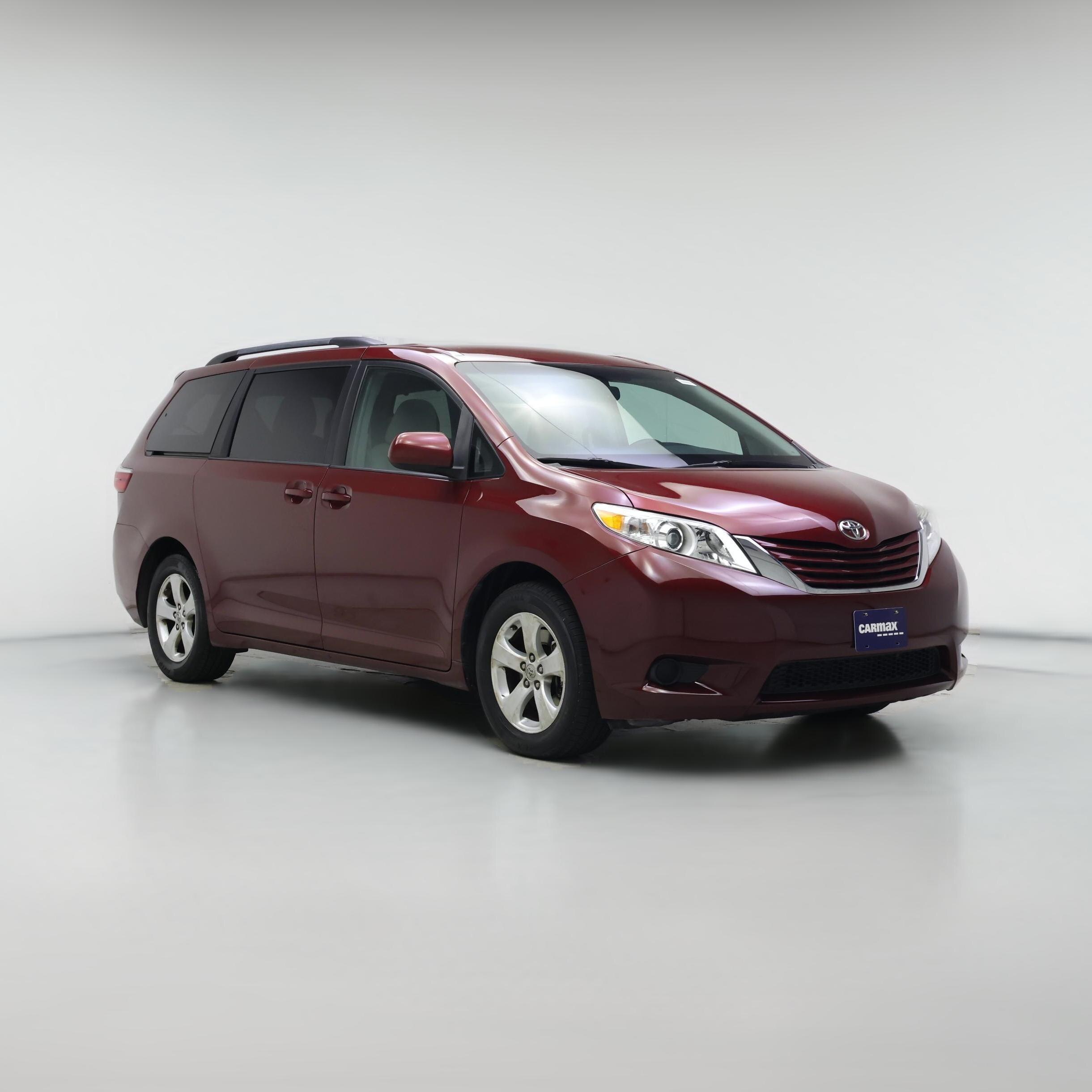 Thumbnail: 2015 Toyota Sienna - 1