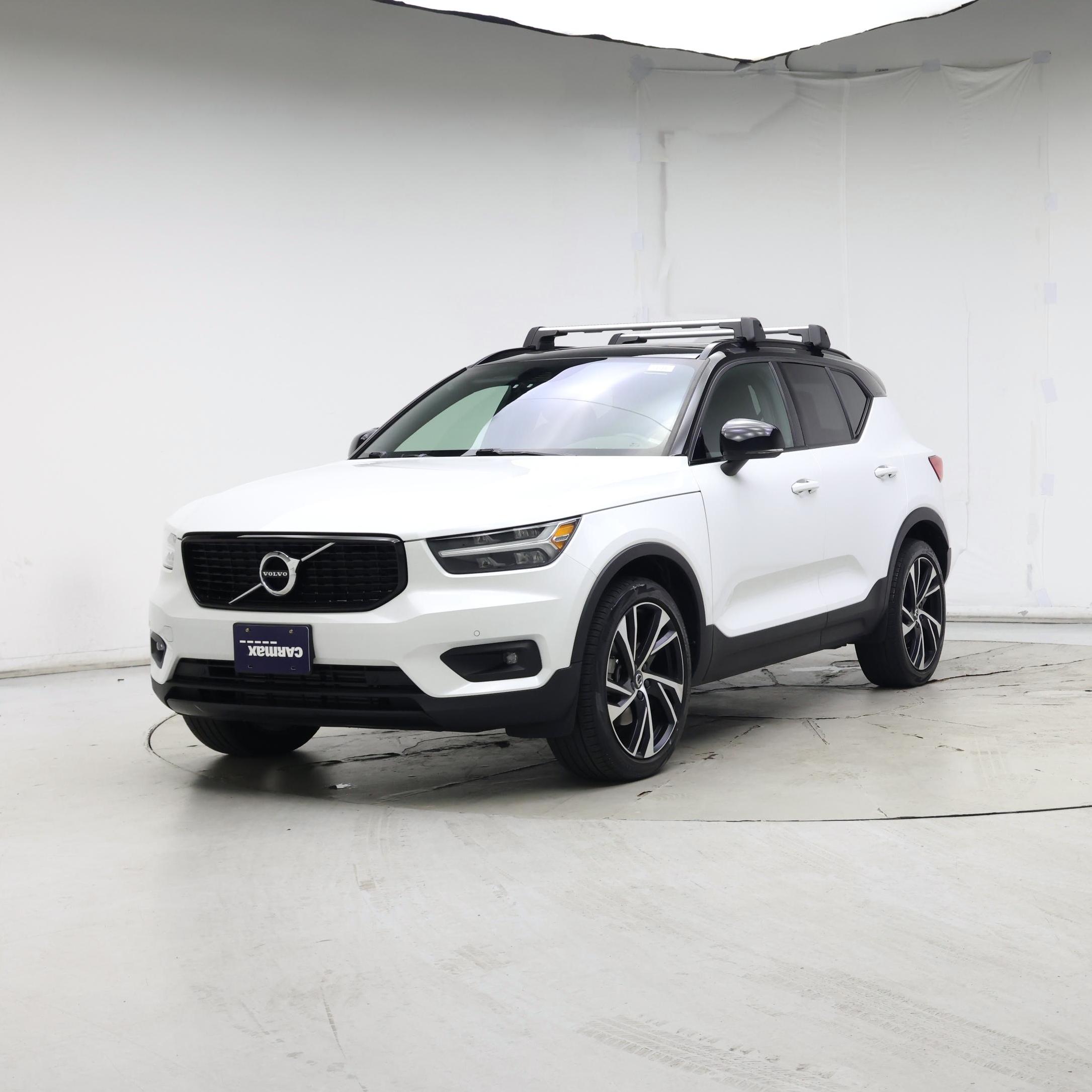 Thumbnail: 2020 Volvo XC40 - 4