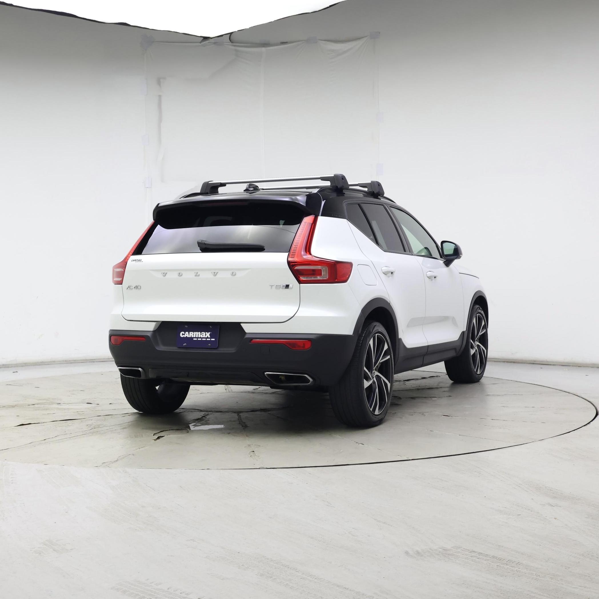 Thumbnail: 2020 Volvo XC40 - 8