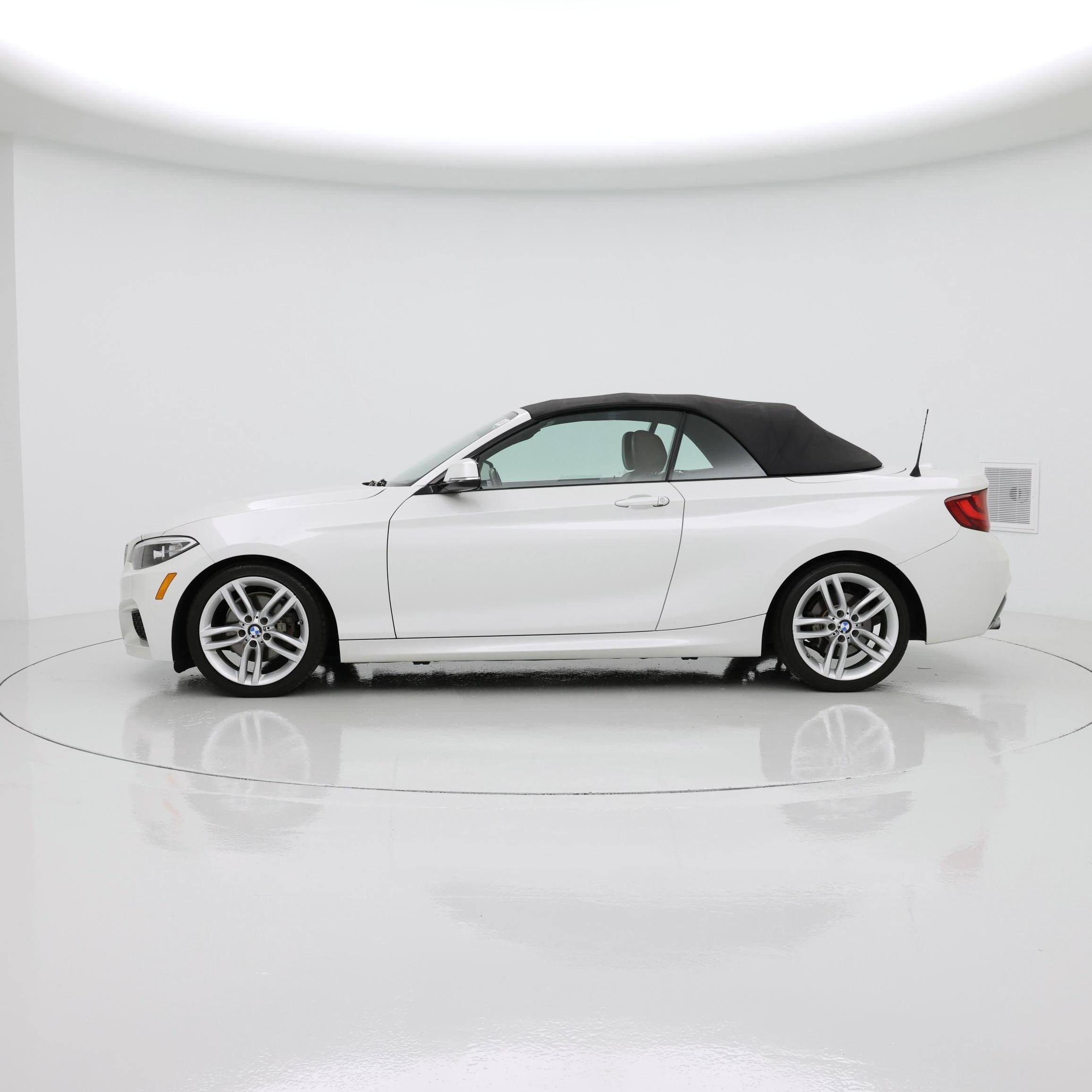 Thumbnail: 2016 BMW 2 Series - 3
