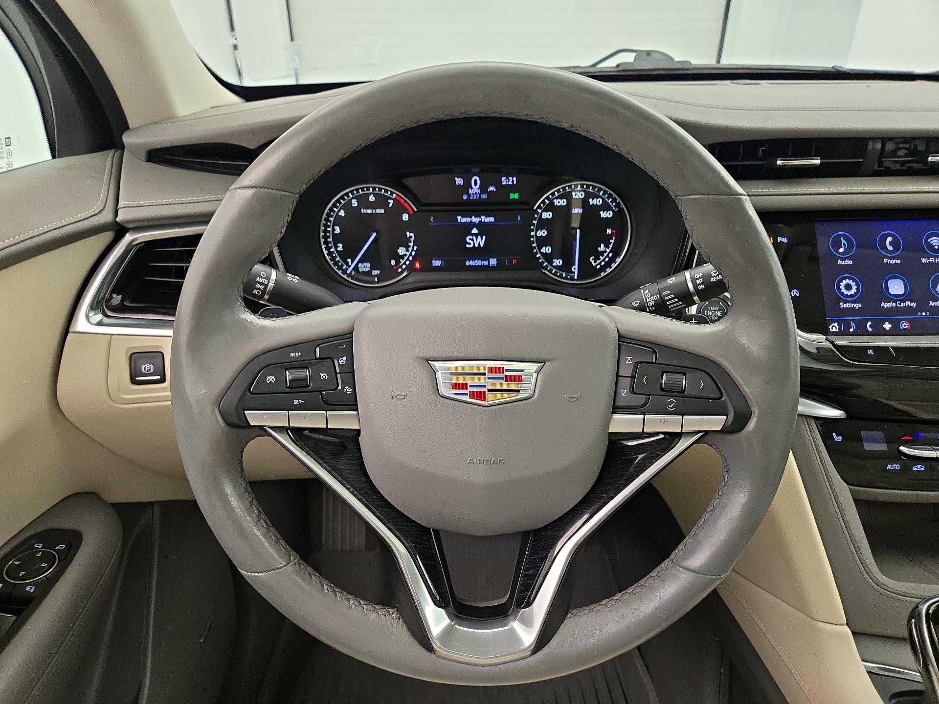 Thumbnail: 2021 Cadillac XT6 - 10
