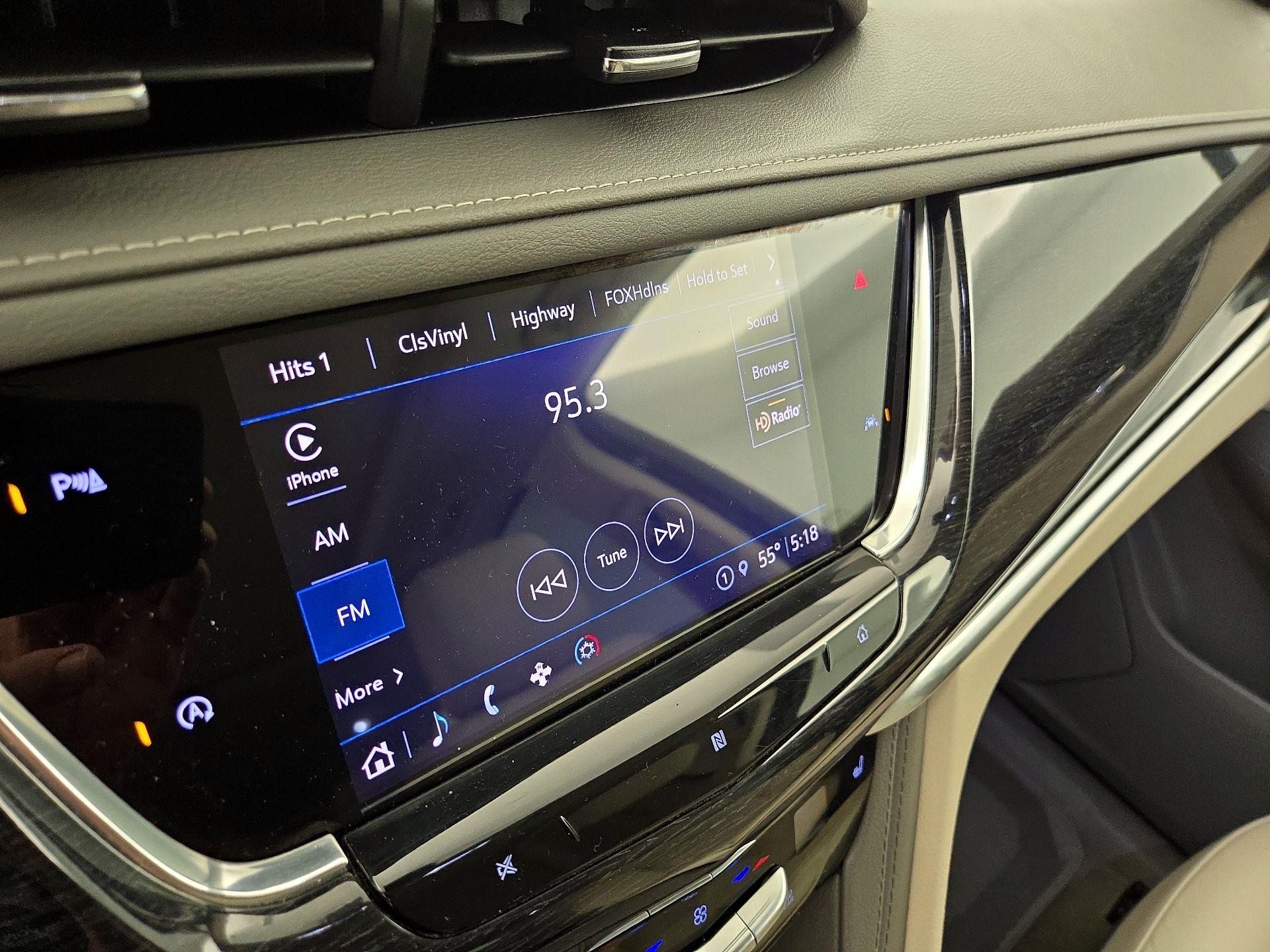 Thumbnail: 2021 Cadillac XT6 - 15