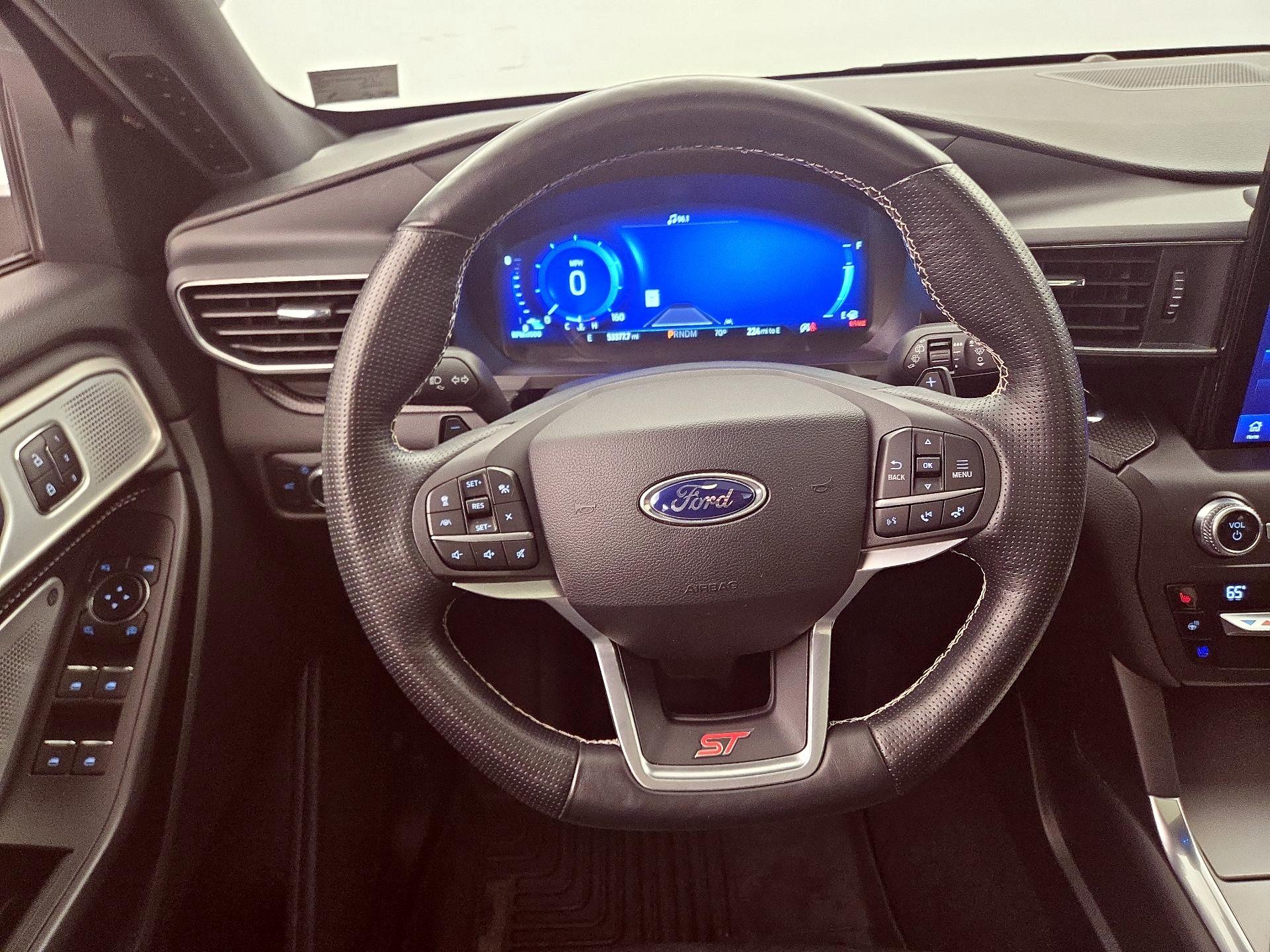 Thumbnail: 2020 Ford Explorer - 10