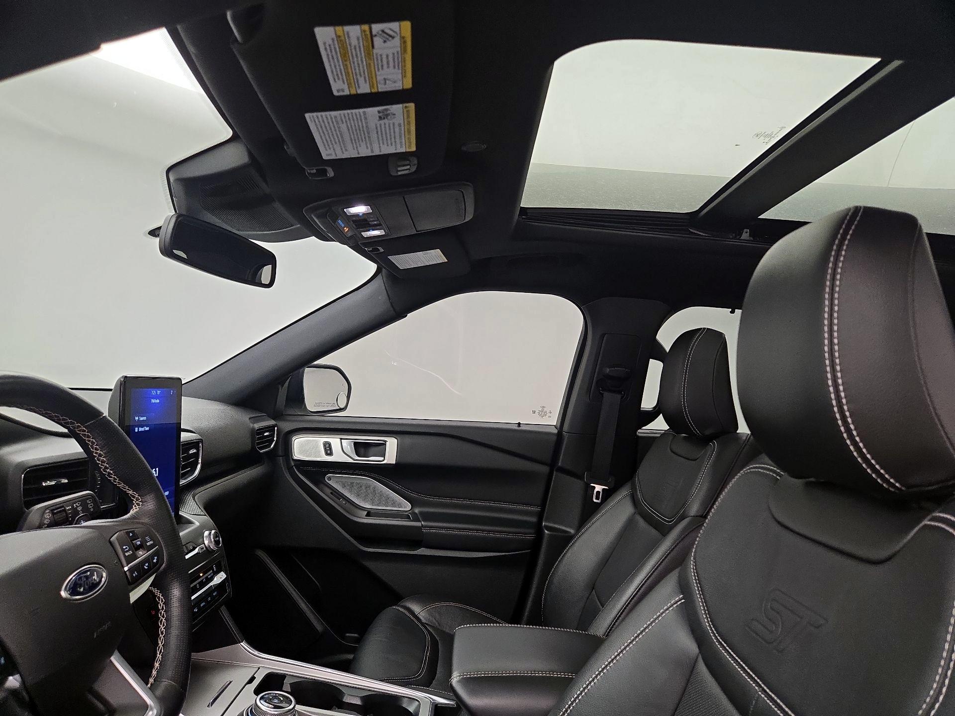 Thumbnail: 2020 Ford Explorer - 20