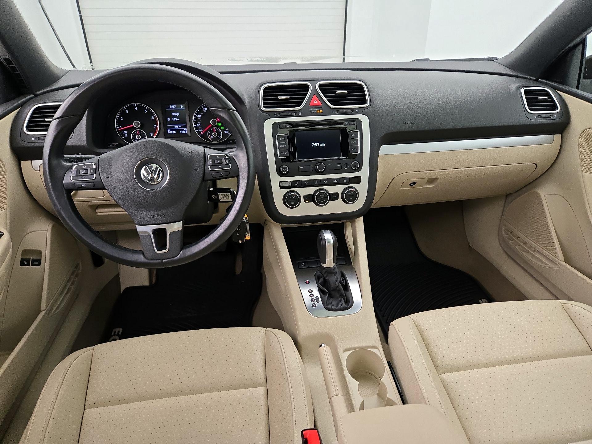 Thumbnail: 2016 Volkswagen Eos - 9