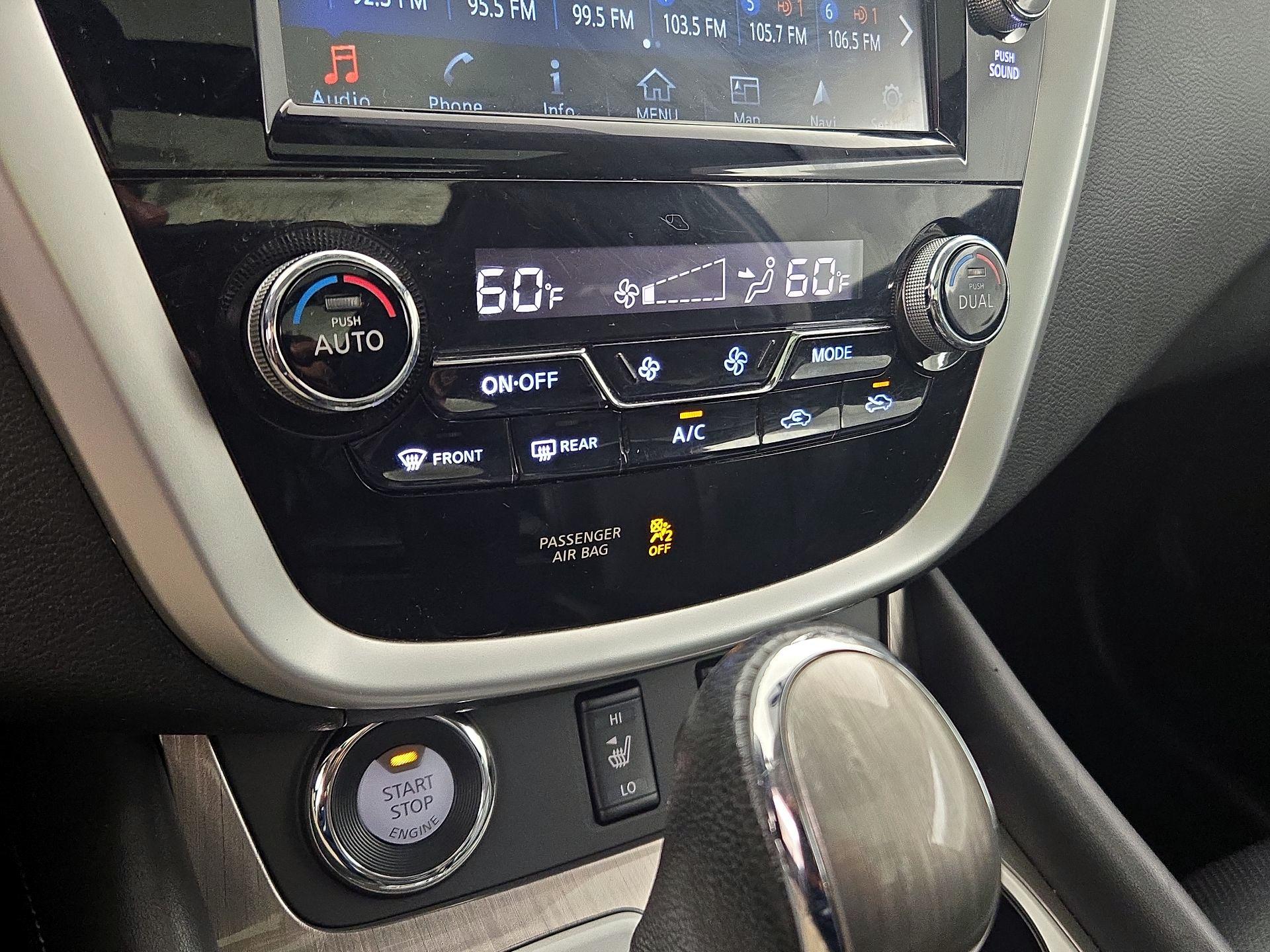 Thumbnail: 2016 Nissan Murano - 17