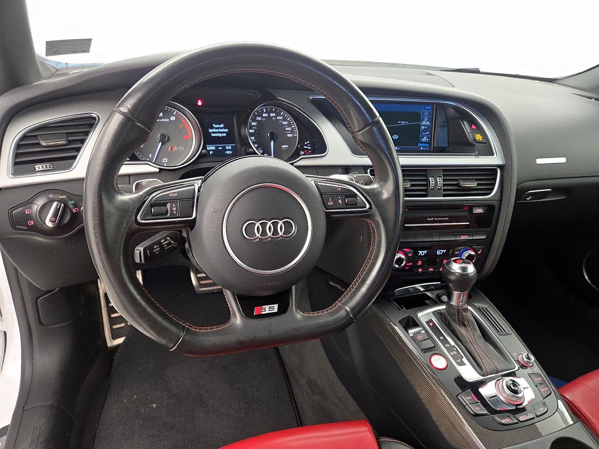 Thumbnail: 2016 Audi S5 - 10