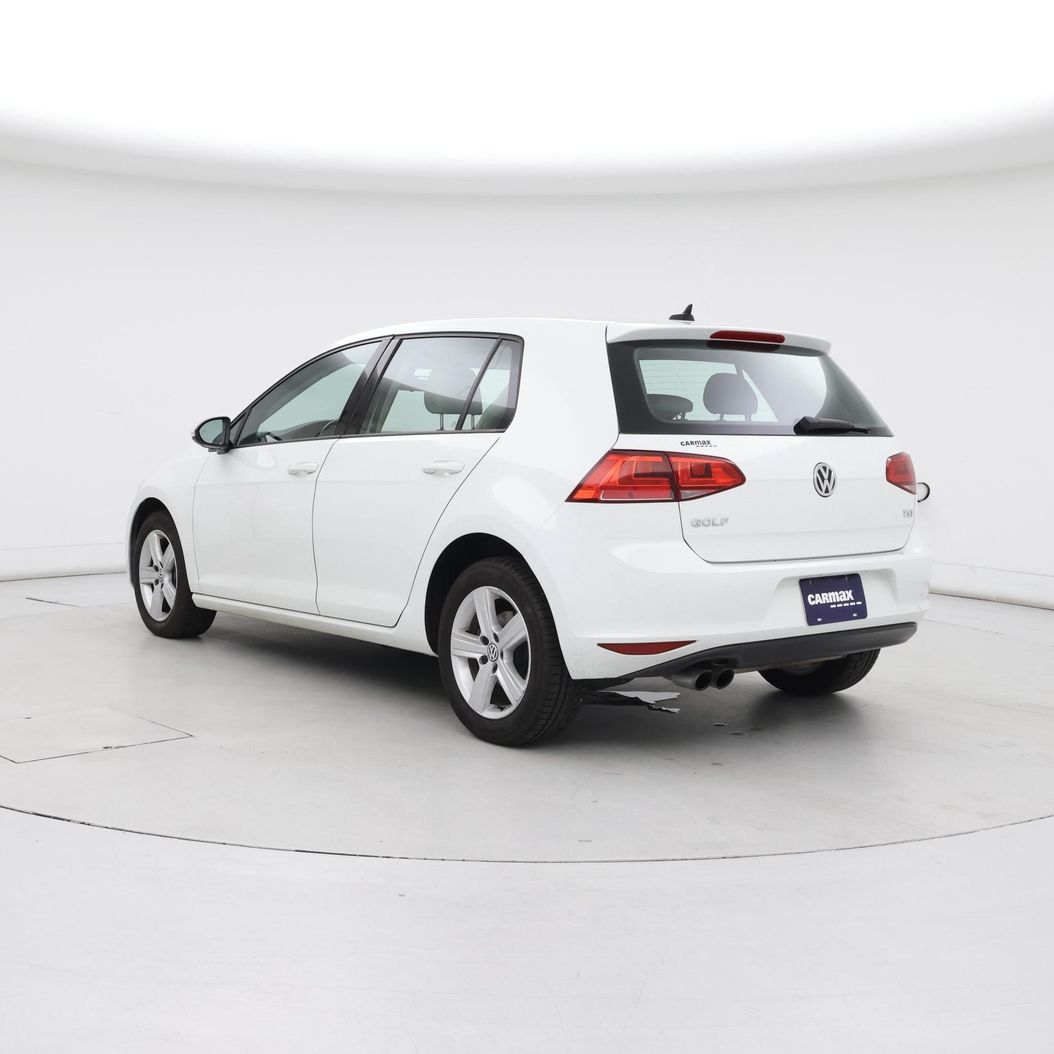 Thumbnail: 2017 Volkswagen Golf - 2