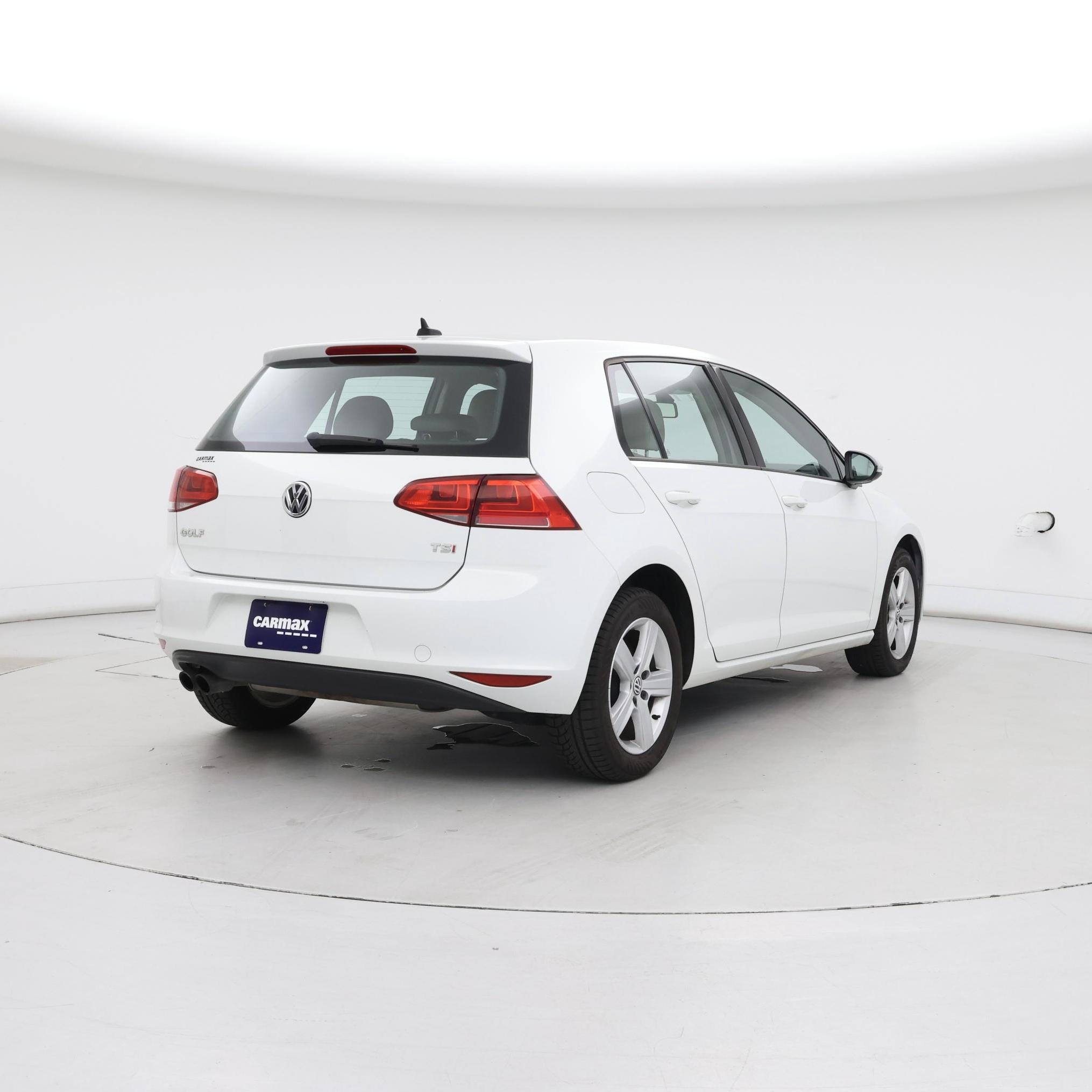 Thumbnail: 2017 Volkswagen Golf - 8