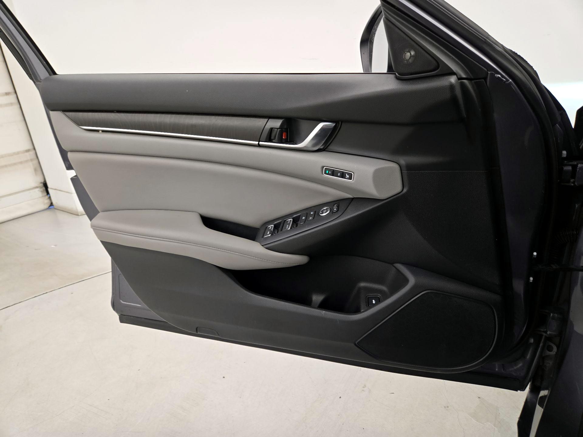 Thumbnail: 2020 Honda Accord - 12