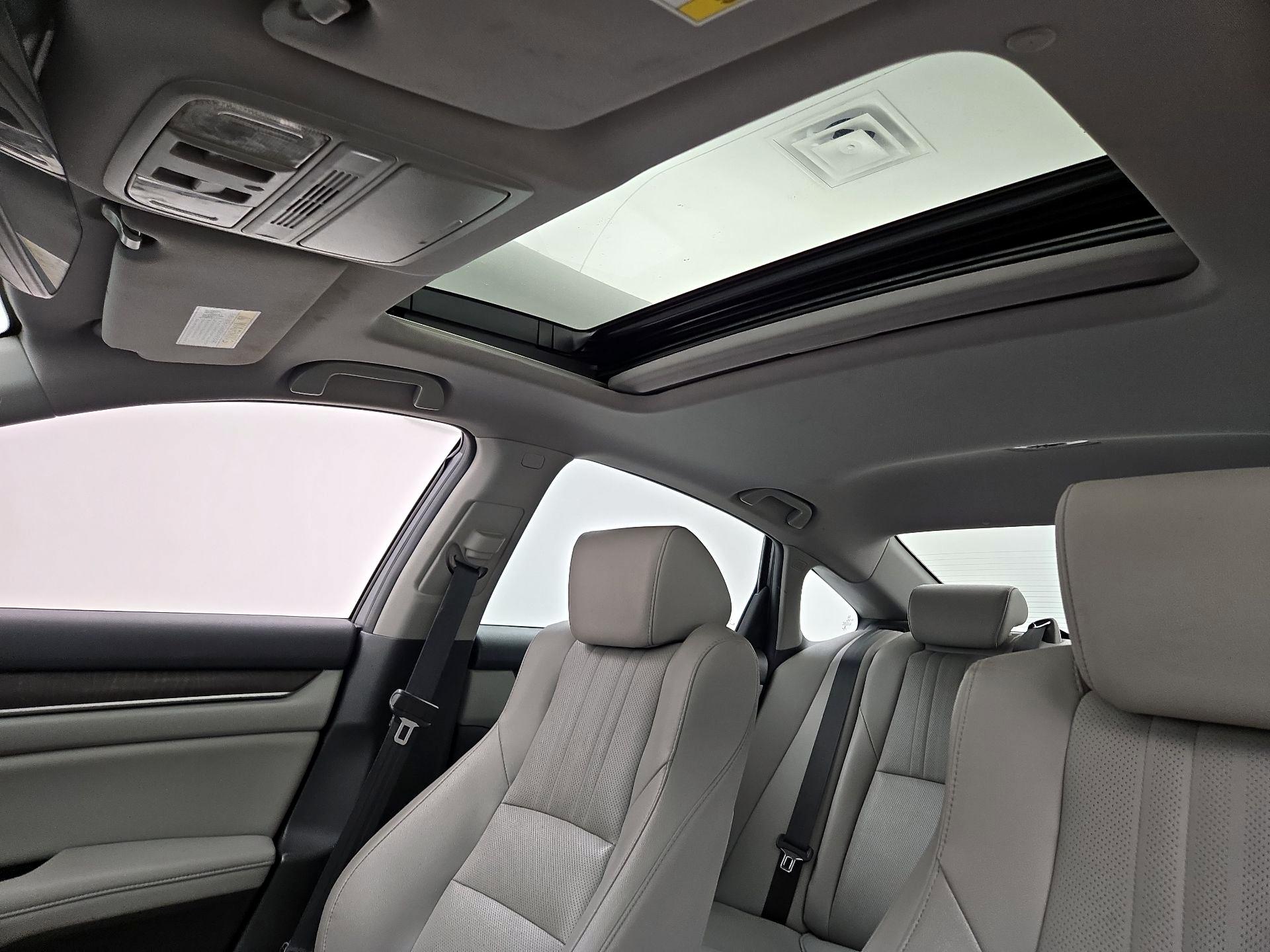 Thumbnail: 2020 Honda Accord - 19