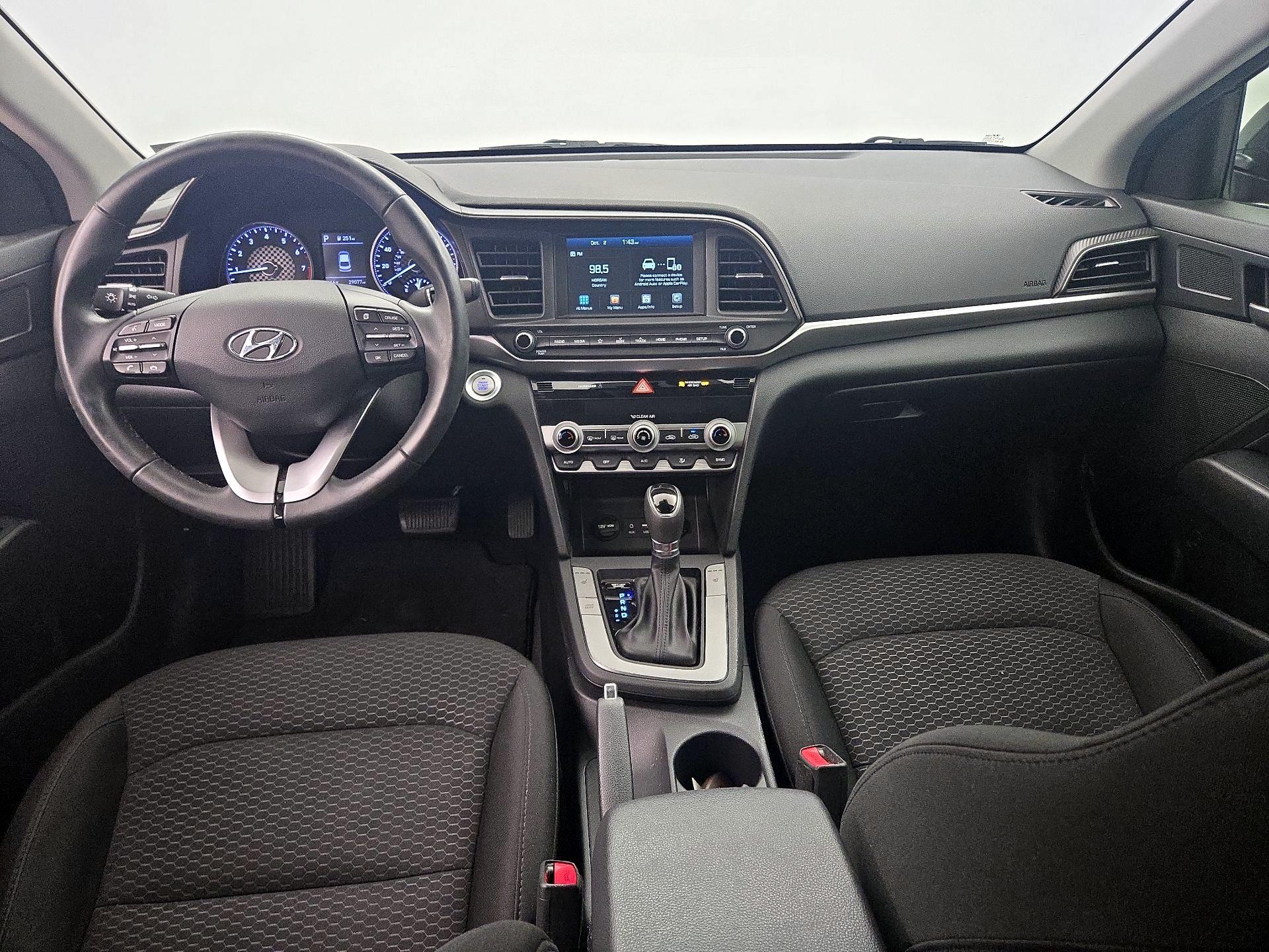 Thumbnail: 2019 Hyundai Elantra - 9