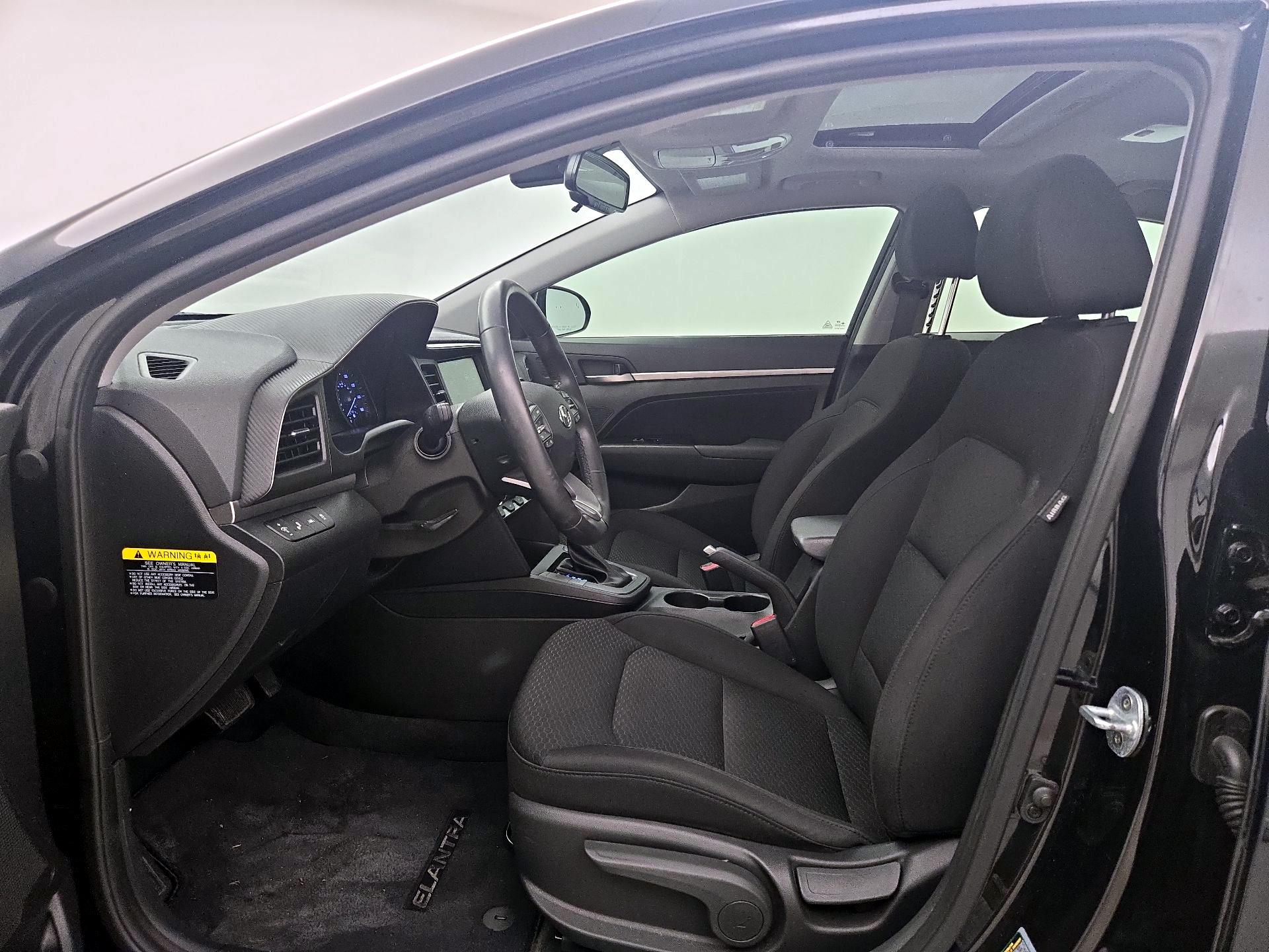 Thumbnail: 2019 Hyundai Elantra - 11