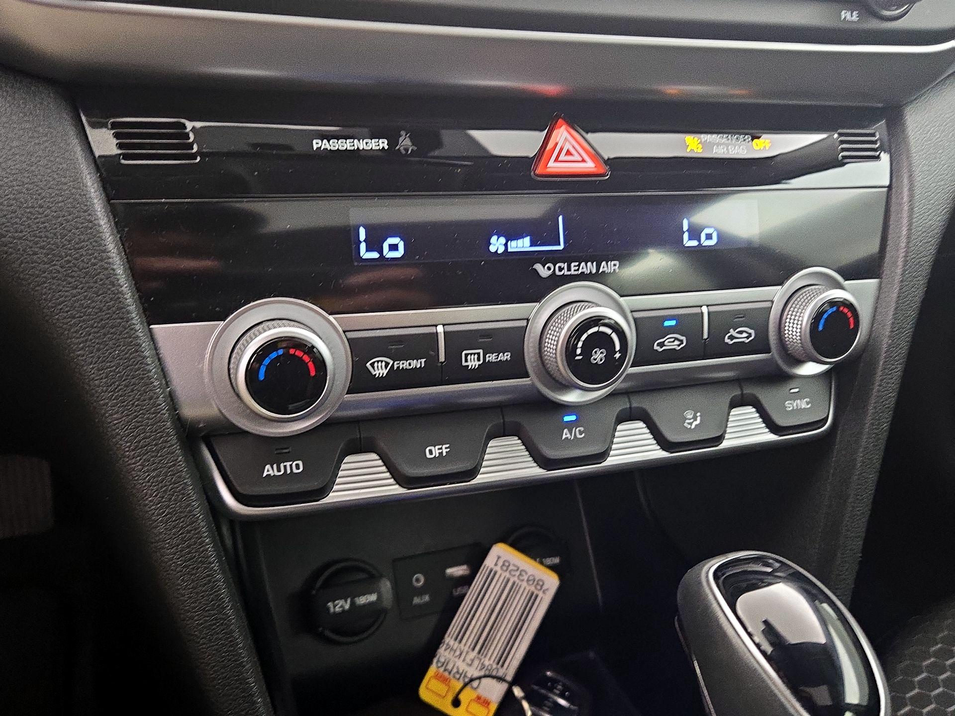 Thumbnail: 2019 Hyundai Elantra - 16