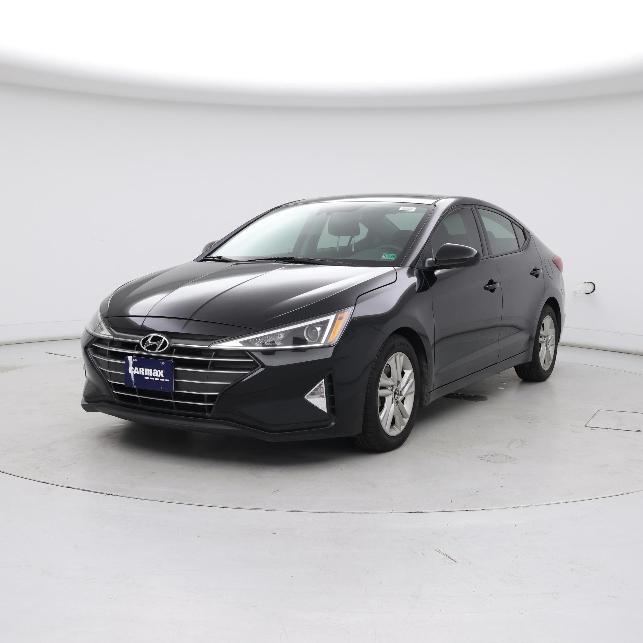 Thumbnail: 2019 Hyundai Elantra - 4