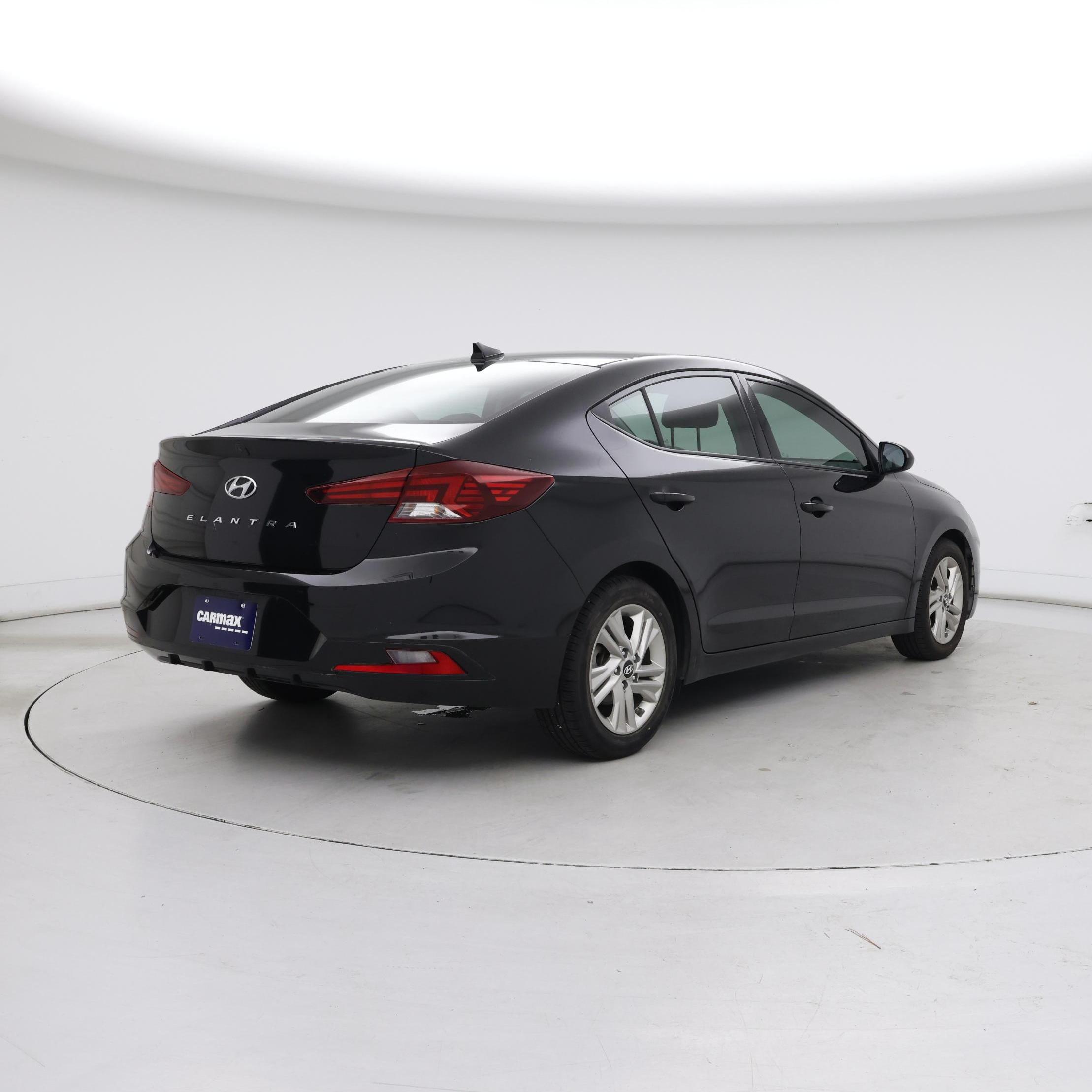 Thumbnail: 2019 Hyundai Elantra - 8