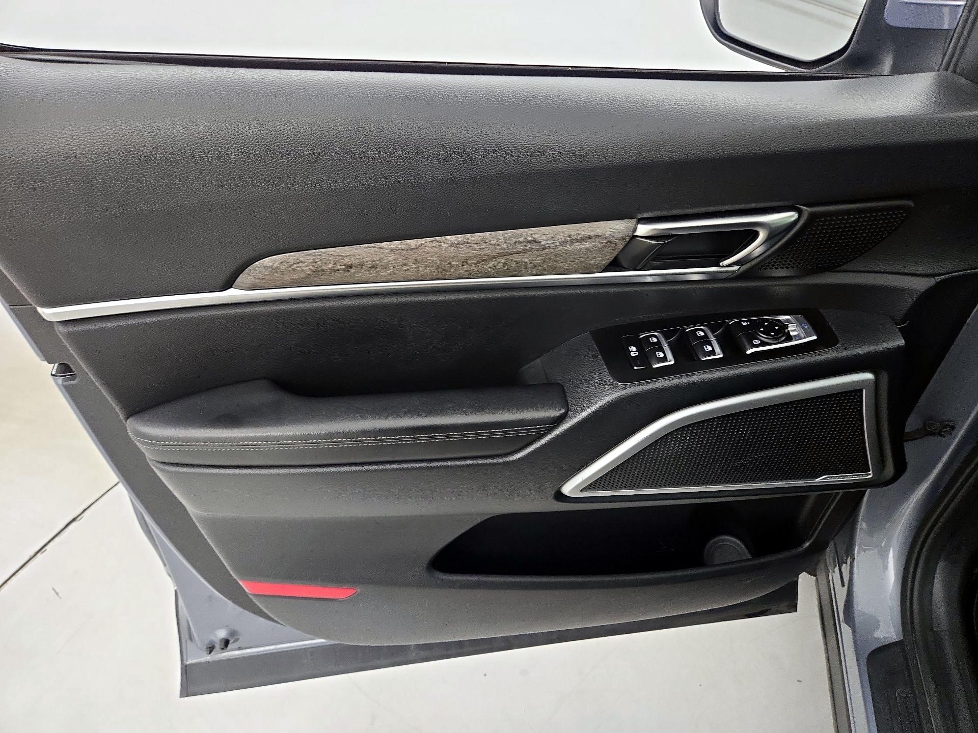 Thumbnail: 2020 Kia Telluride - 12