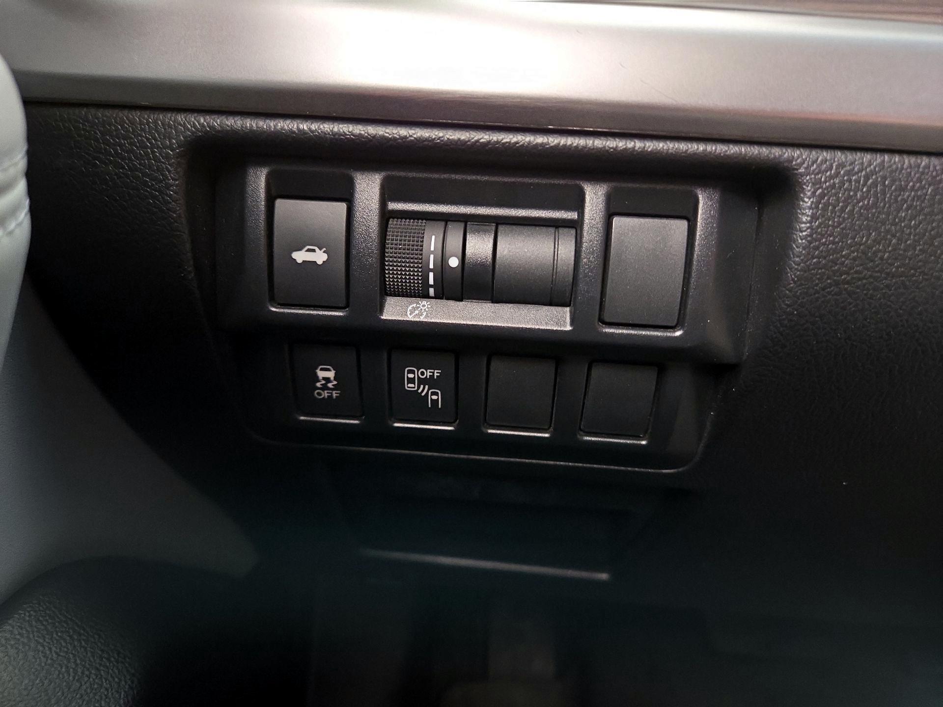 Thumbnail: 2018 Subaru Legacy - 13