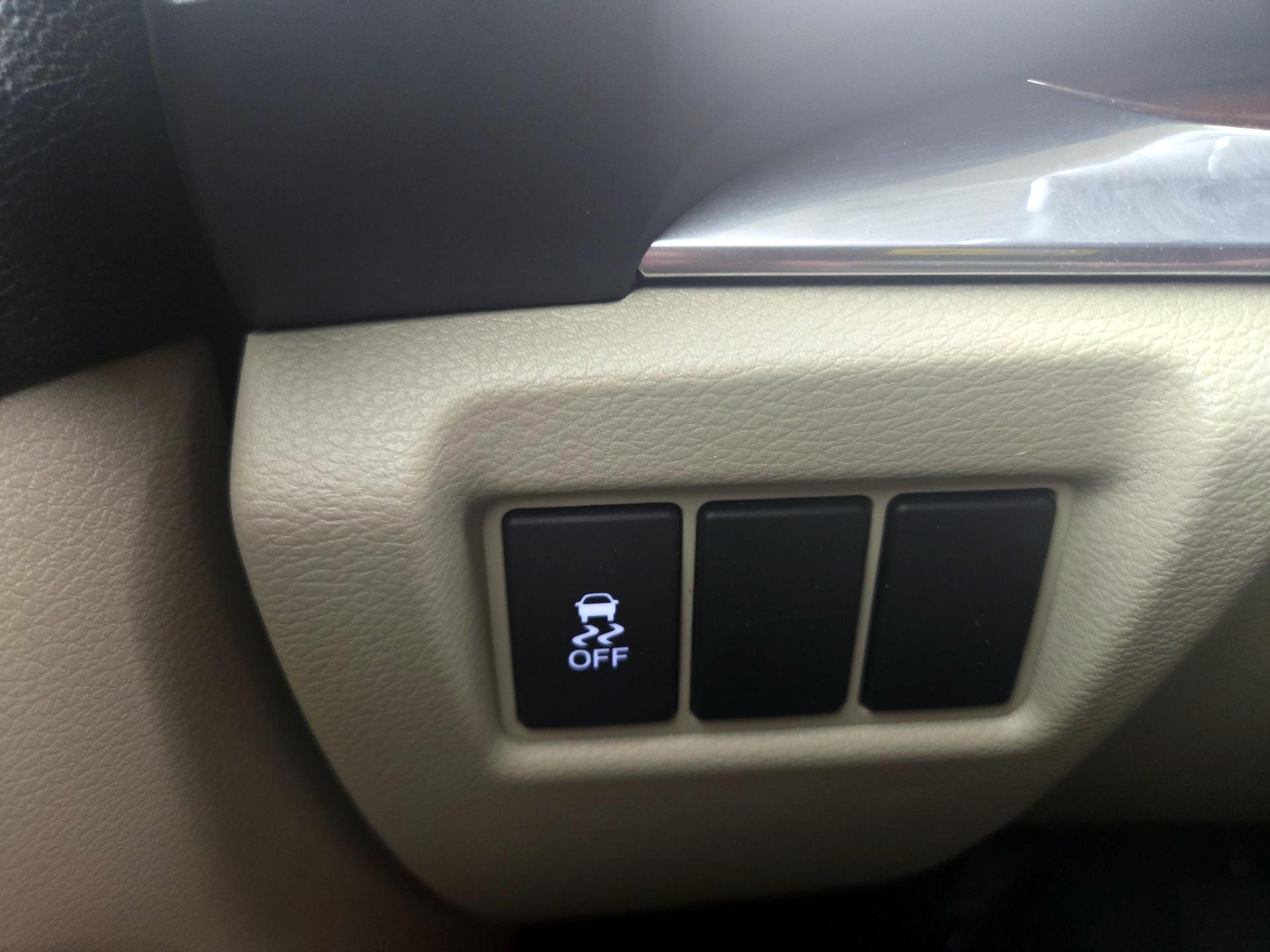 Thumbnail: 2016 Acura MDX - 13