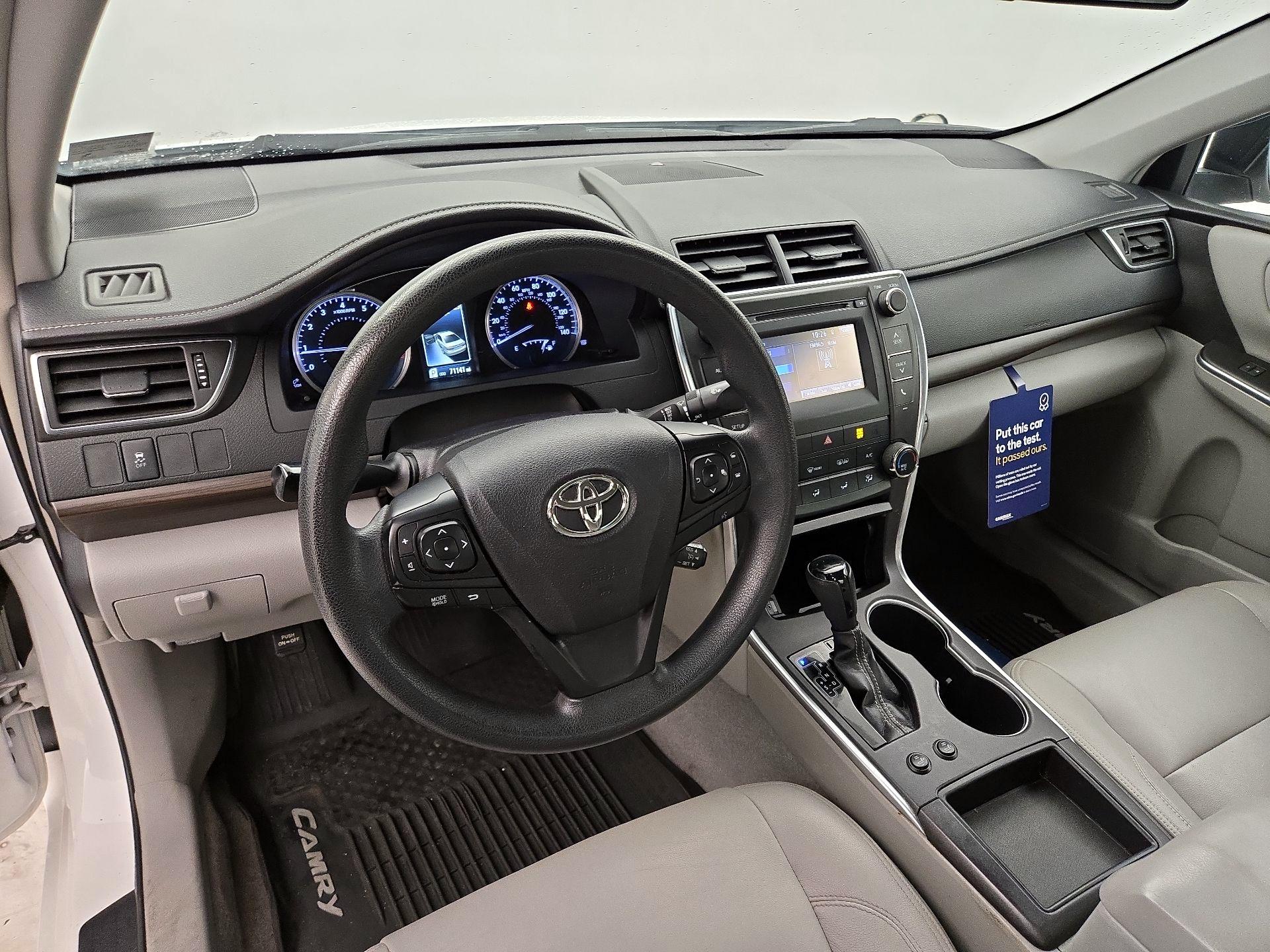 Thumbnail: 2017 Toyota Camry - 9
