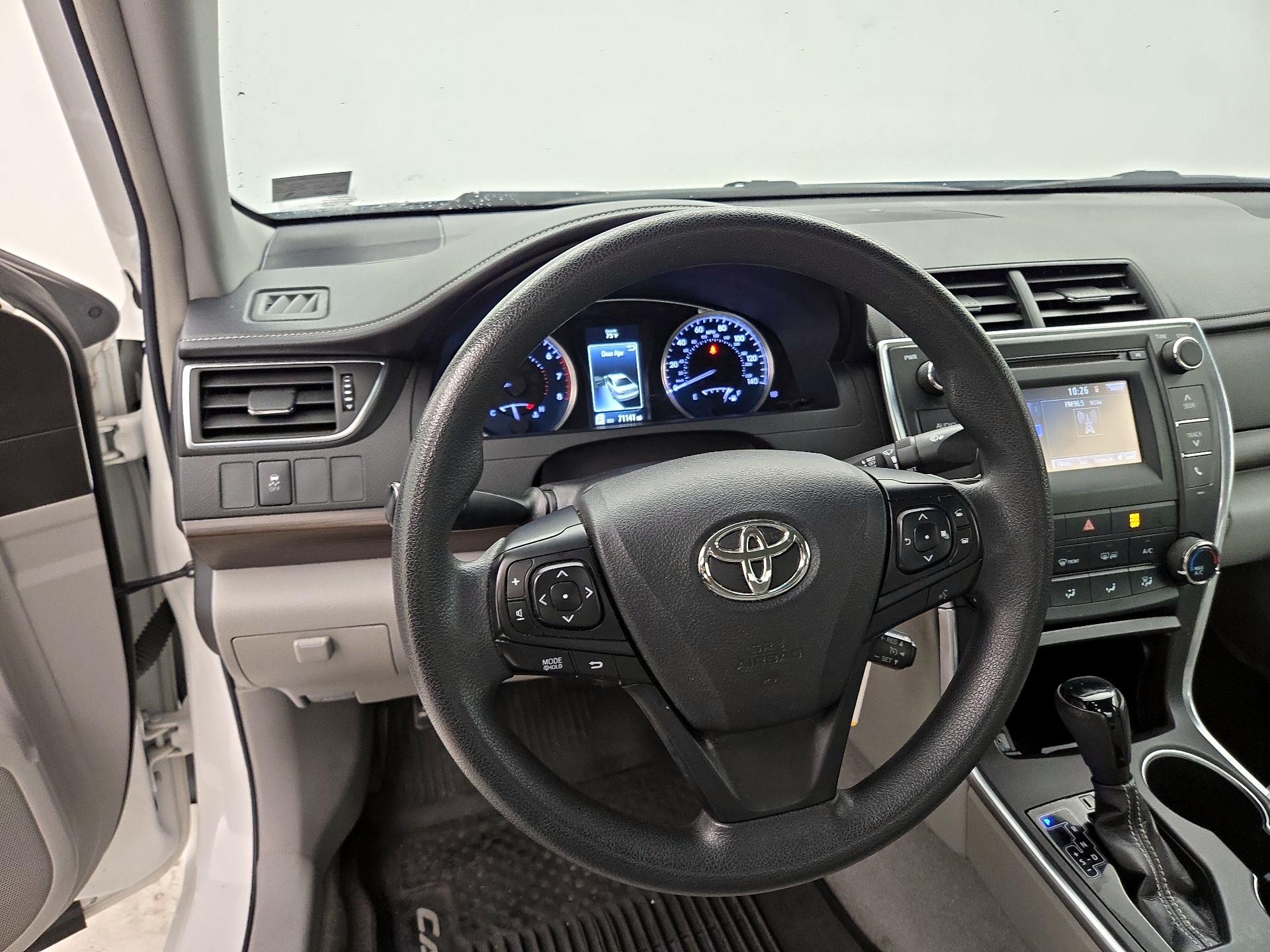 Thumbnail: 2017 Toyota Camry - 10