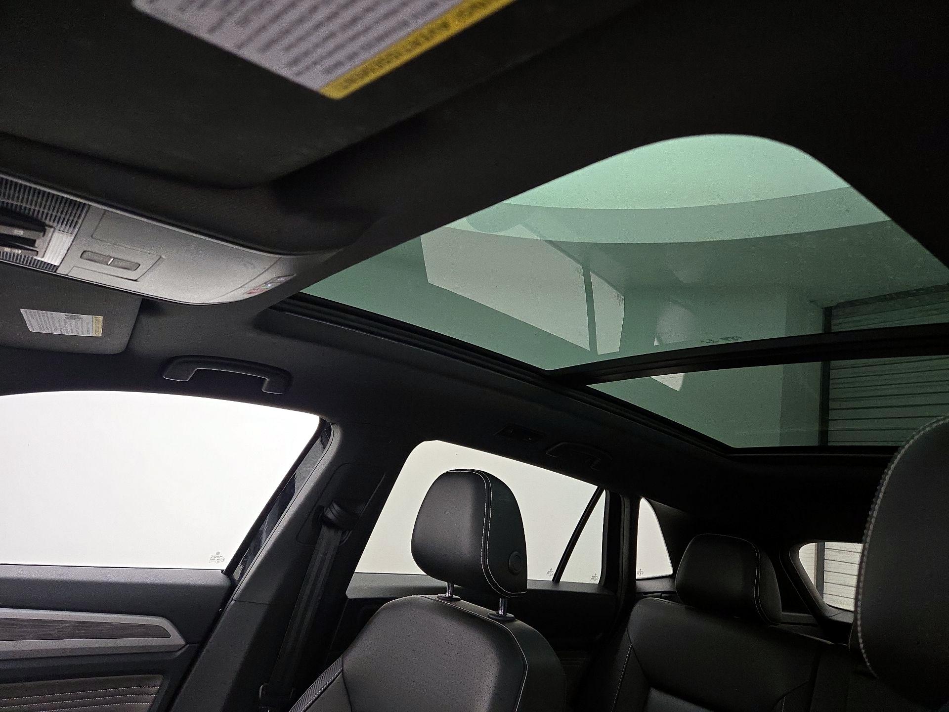 Thumbnail: 2022 Volkswagen Atlas - 19