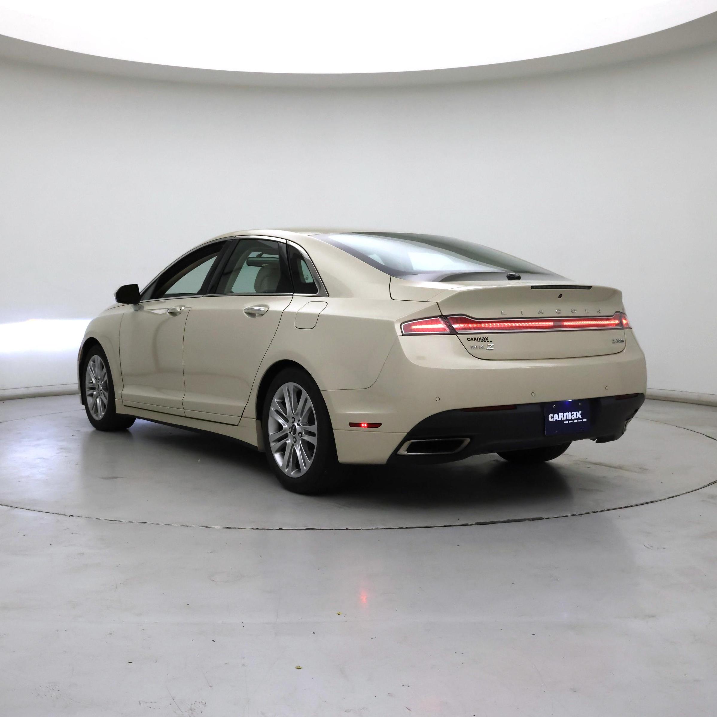 Thumbnail: 2015 Lincoln MKZ - 2