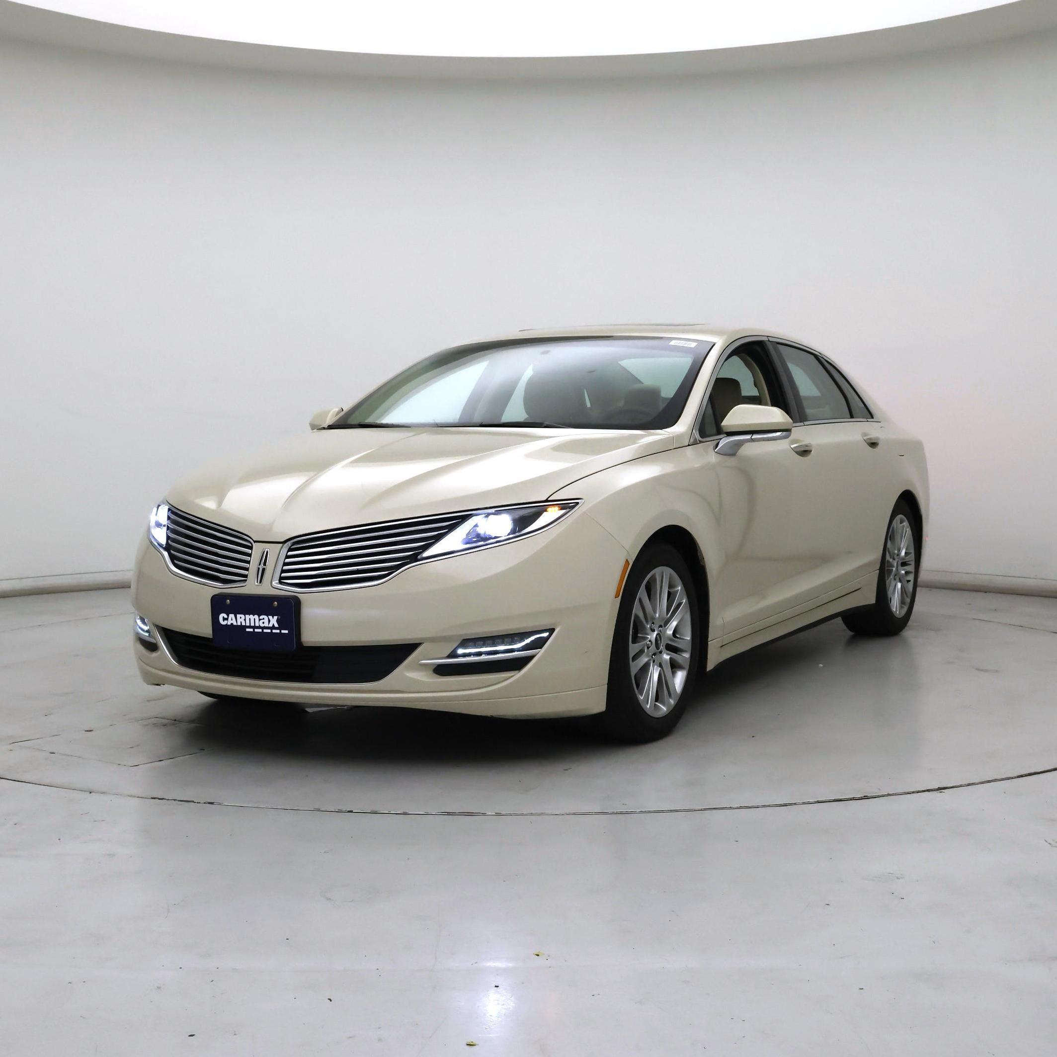 Thumbnail: 2015 Lincoln MKZ - 4
