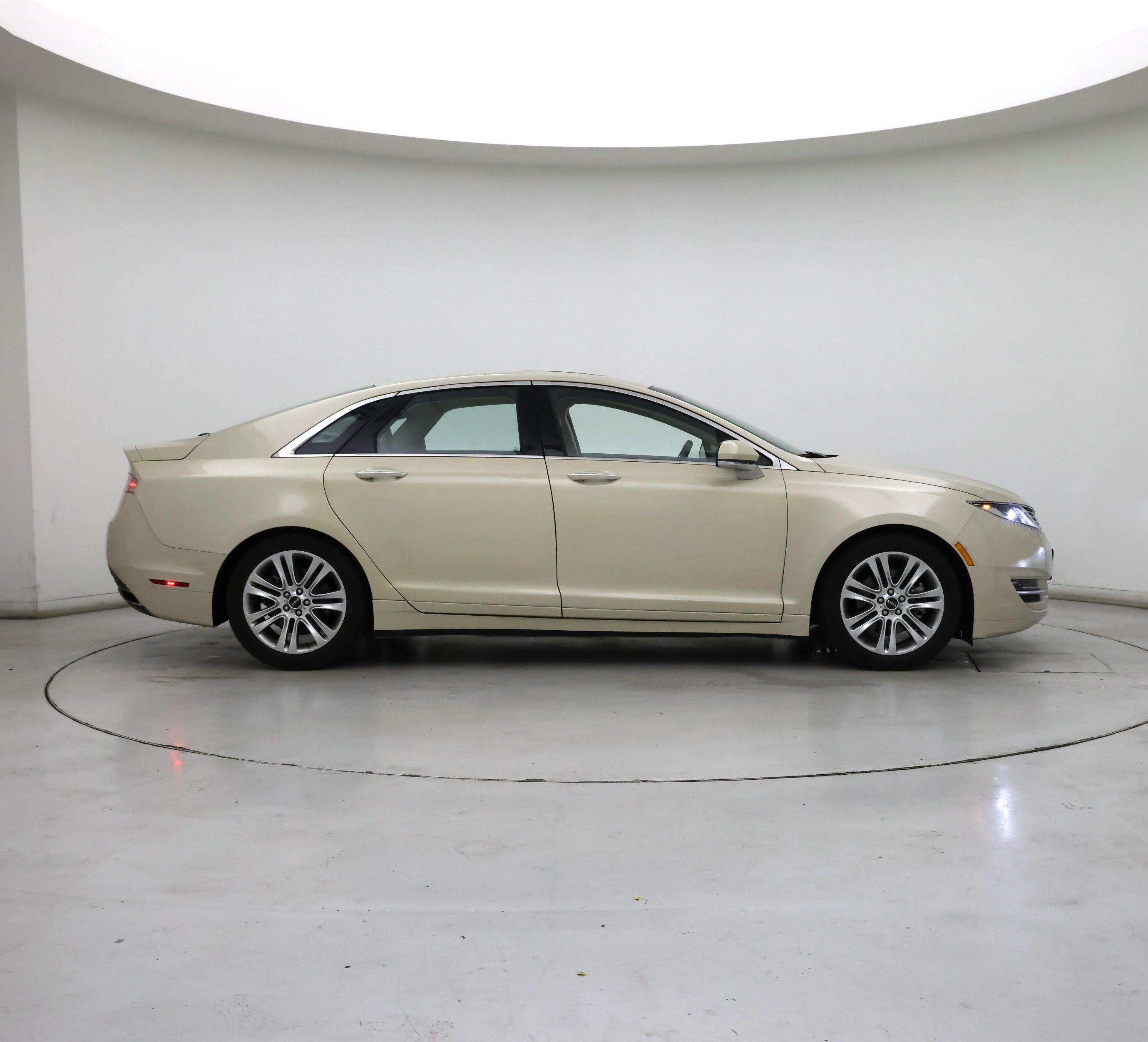 Thumbnail: 2015 Lincoln MKZ - 7