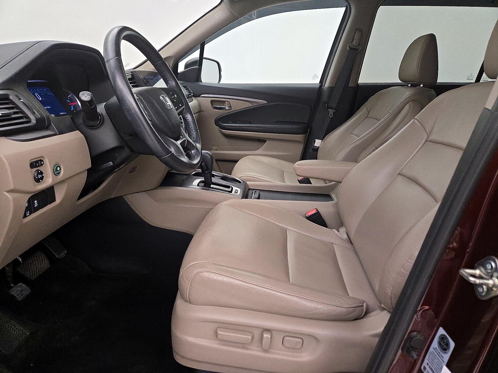 Thumbnail: 2020 Honda Pilot - 11