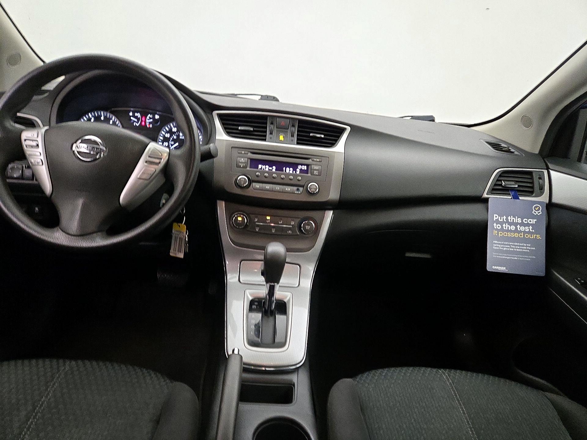 Thumbnail: 2014 Nissan Sentra - 9