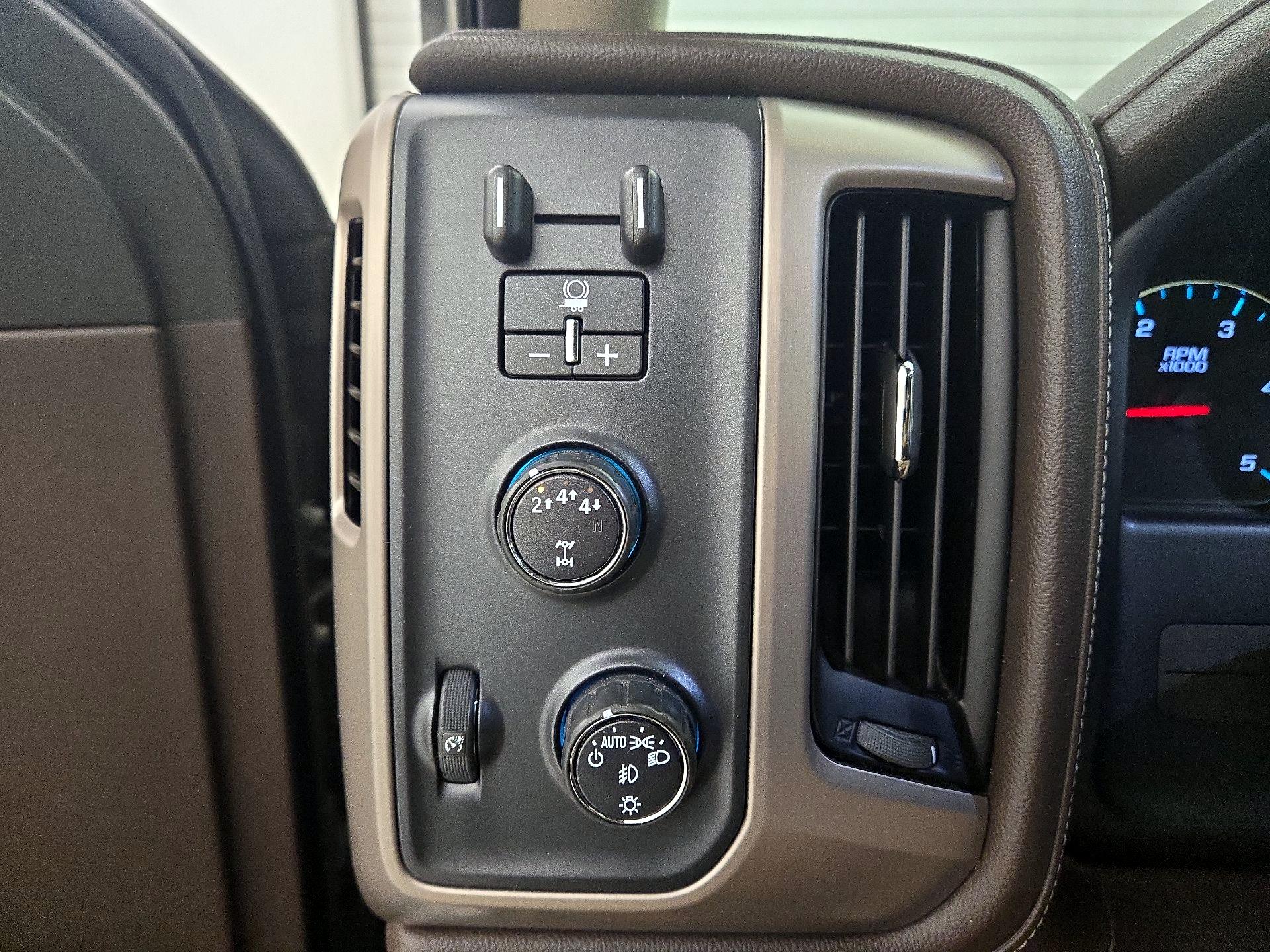 Thumbnail: 2018 GMC Sierra 3500 - 13